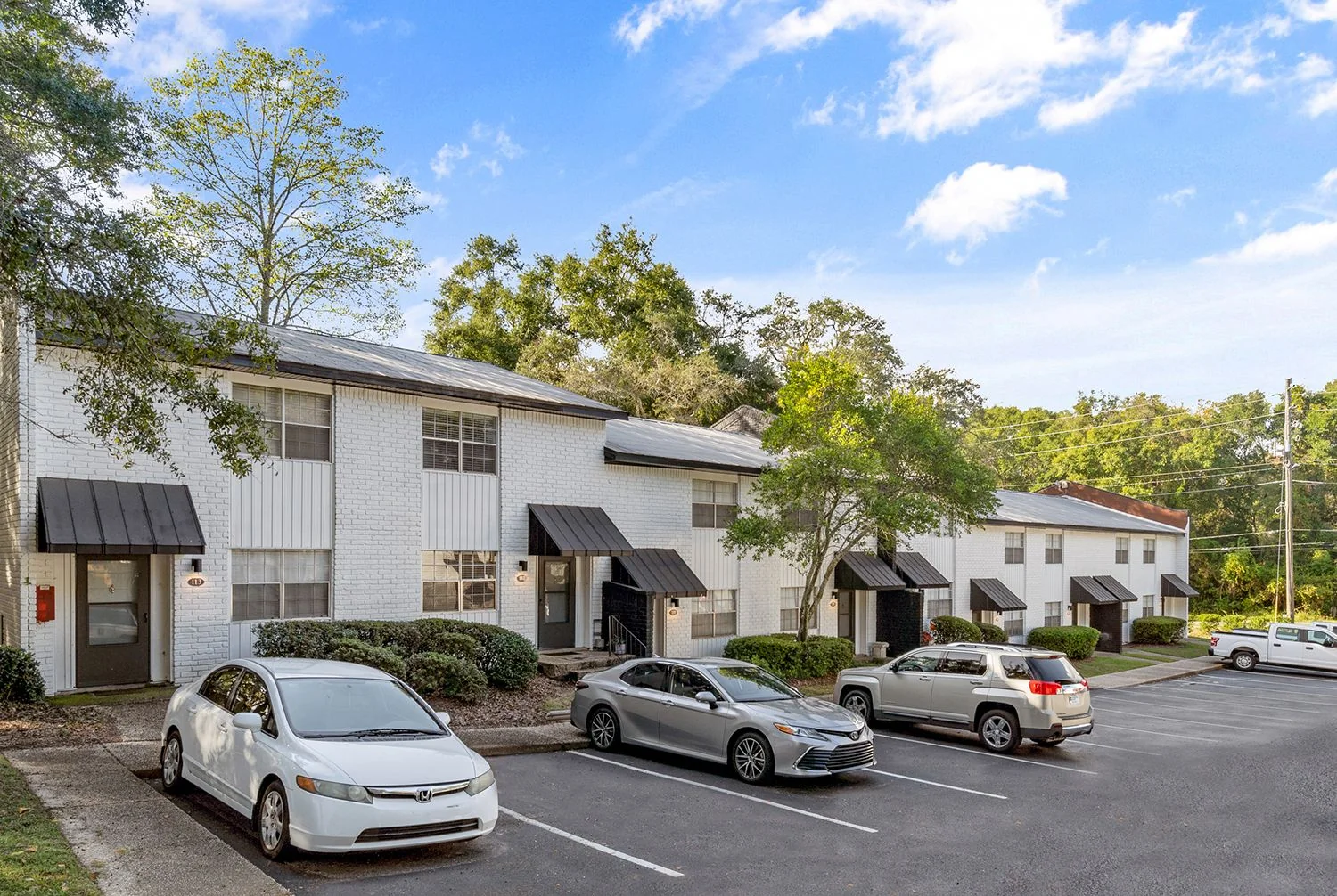 Kingswood Apartments — Sale in Mobile, AL, photo 6 of 8