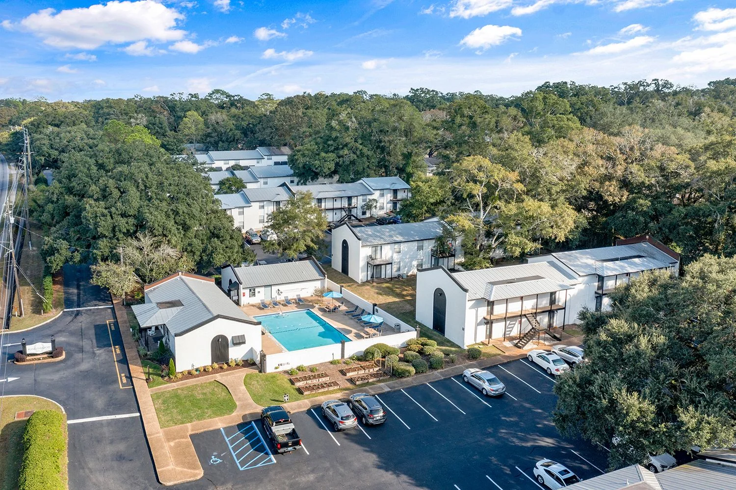 Kingswood Apartments — Sale in Mobile, AL, photo 7 of 8