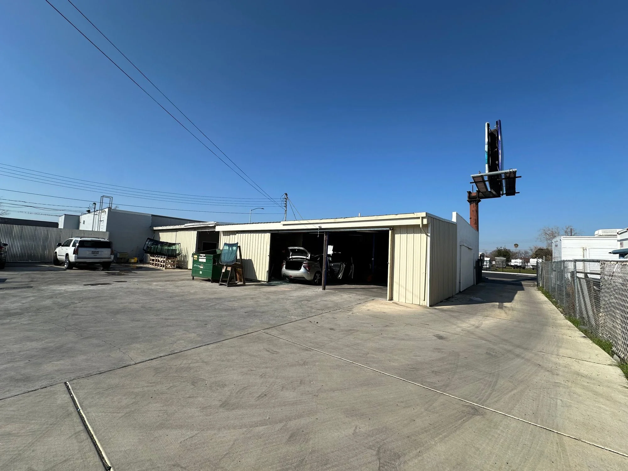 1054 El Camino Ave — Sale in Sacramento, CA, photo 6 of 6