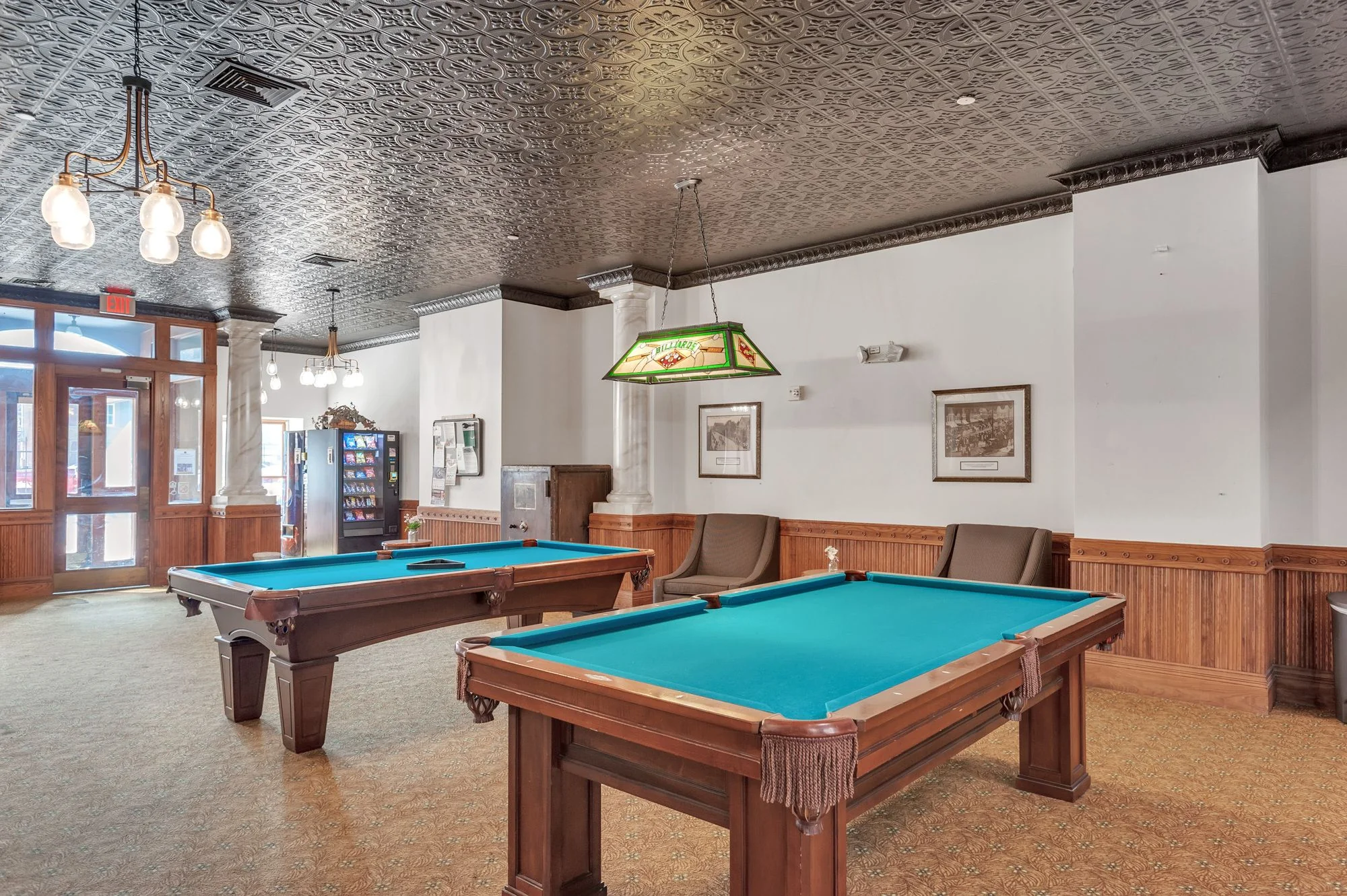 Eaton Place — Sale in Wichita, KS, photo 6 of 8