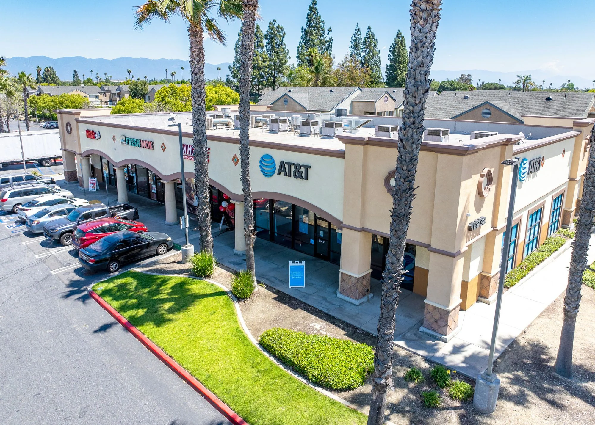 Cardenas Marketplace — Sale in Fontana, CA, photo 4 of 6
