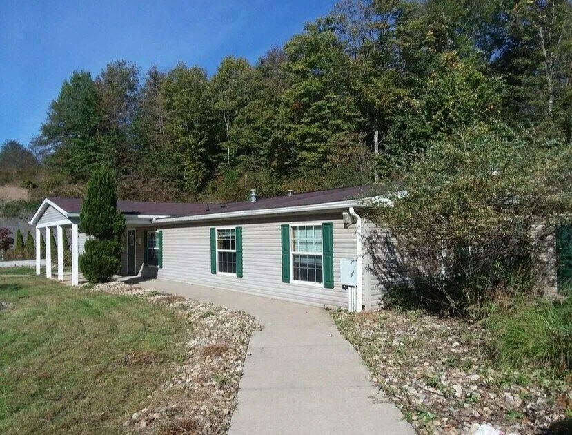 599 Norwood Drive — Sale in Wampum, PA, photo 3 of 5