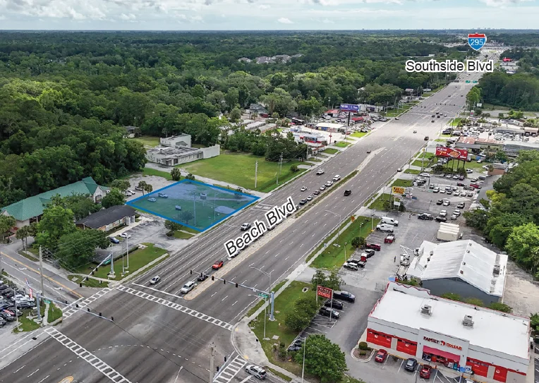 8067 Beach Boulevard — Sale in Jacksonville, FL, photo 2 of 4