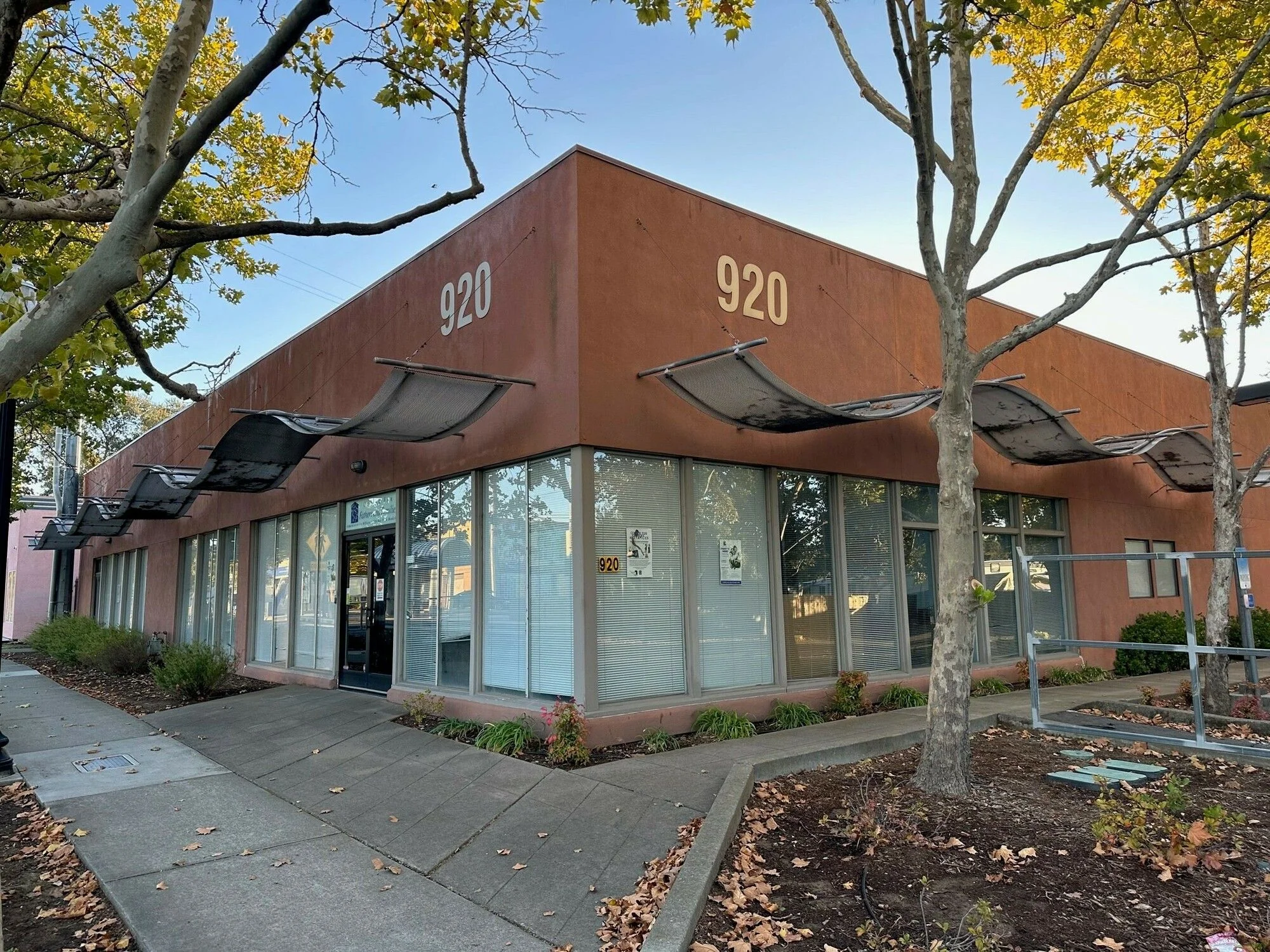 Properties — Sale in Sacramento, CA, photo 1 of 2