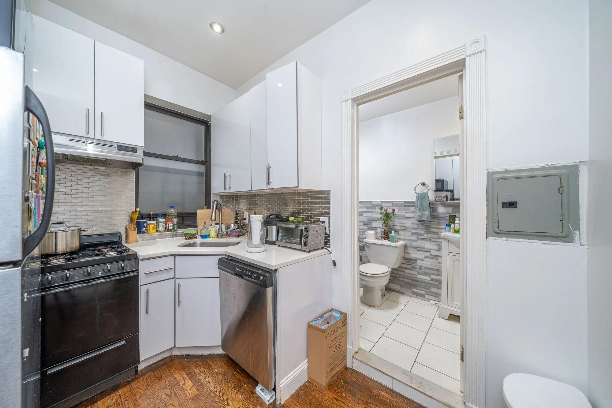 523 West 135th Street — Sale in New York, NY, photo 6 of 7