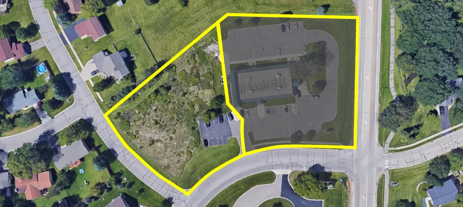 WHITE OAK PROFESSIONAL BUILDING — Sale in Chaska, MN, photo 1 of 2
