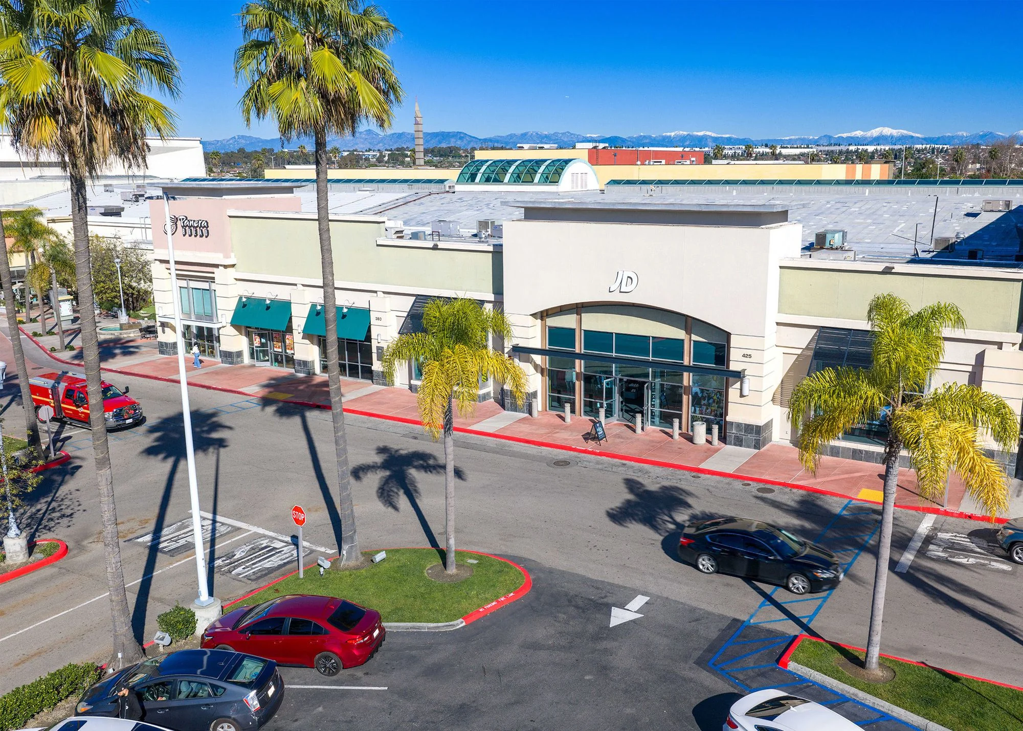 Southbay Pavilion — Sale in Carson, CA, photo 6 of 8