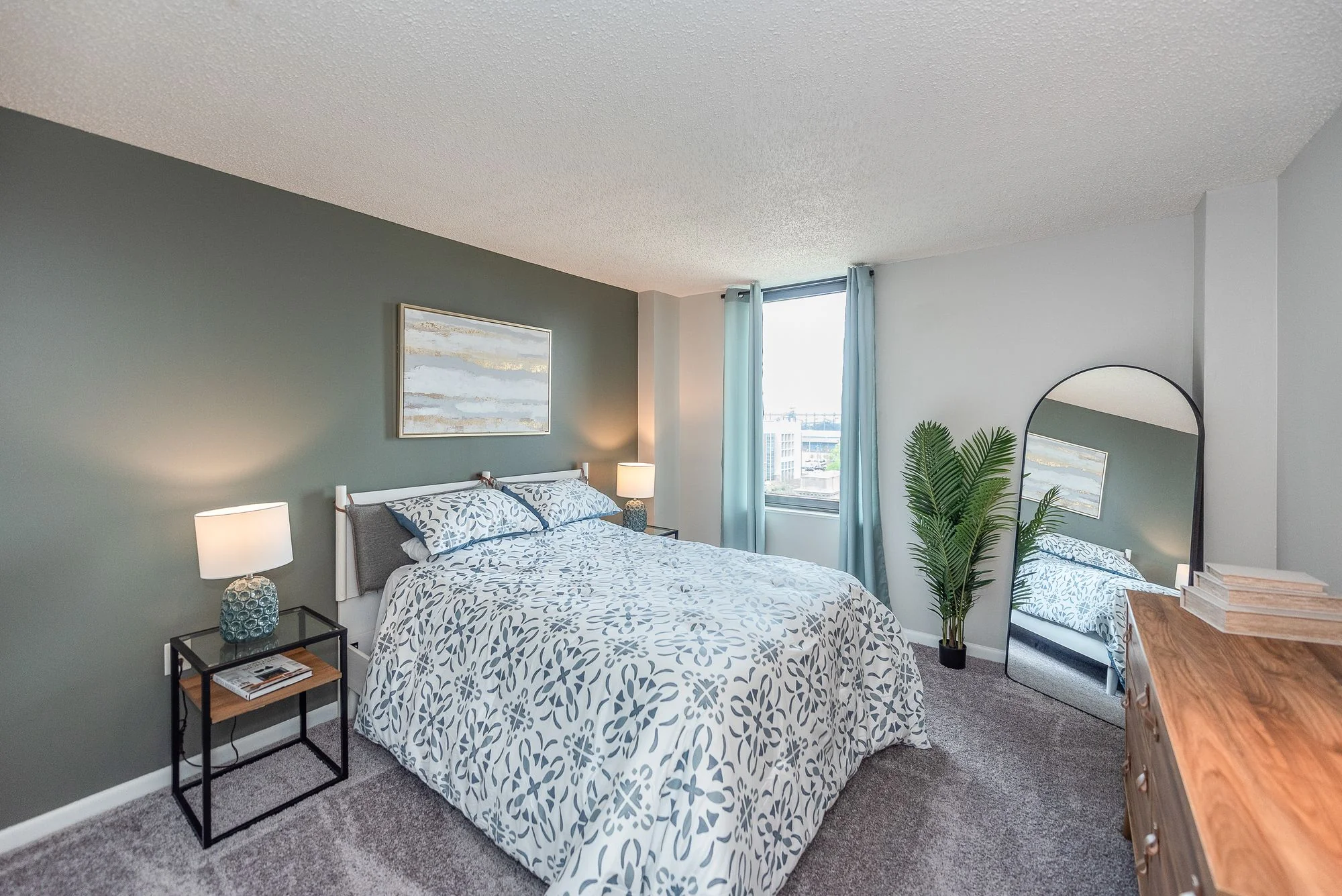 River Park Tower — Sale in Newport News, VA, photo 5 of 8