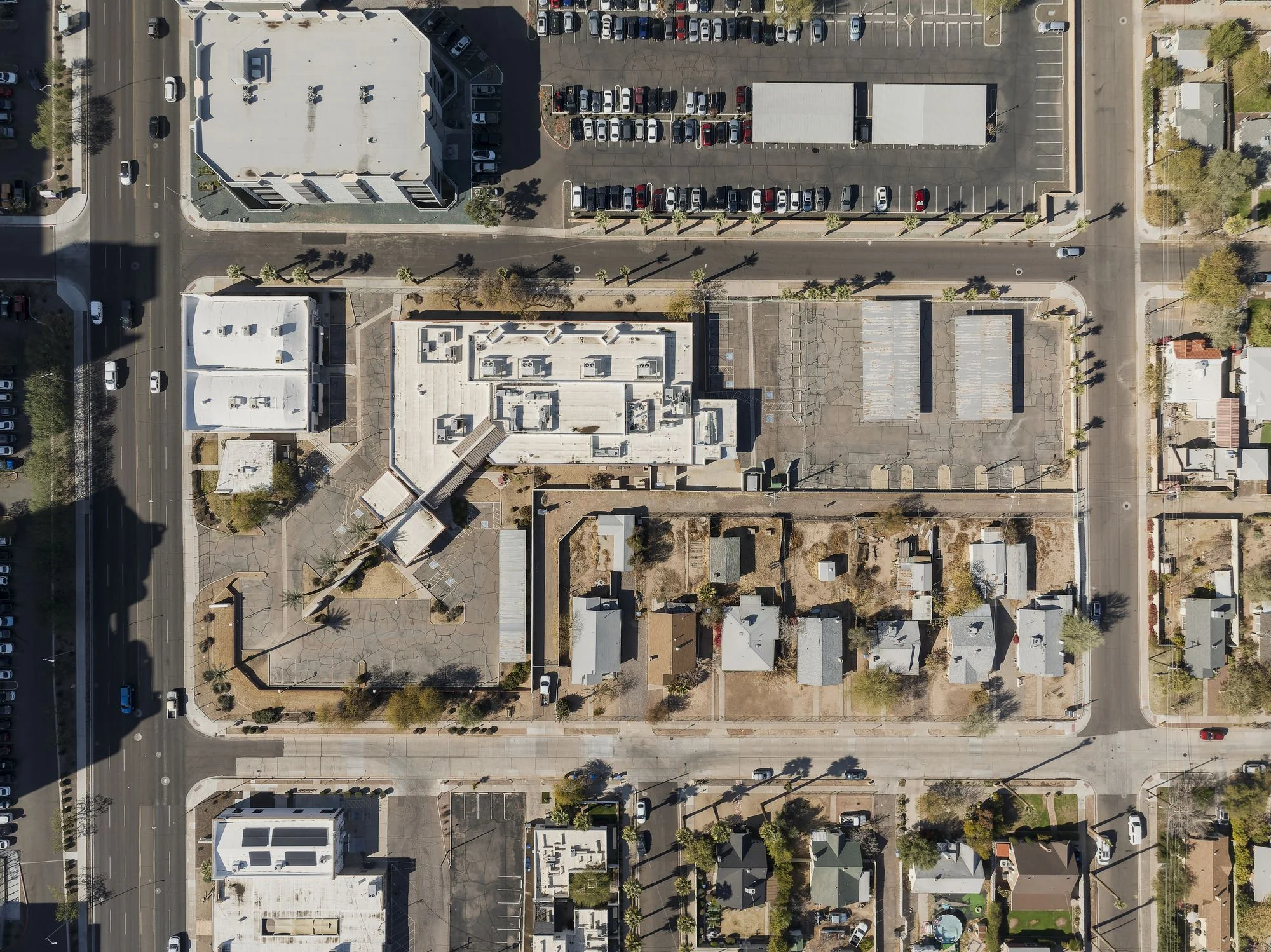 11th Street and McDowell — Sale in Phoenix, AZ, photo 2 of 4