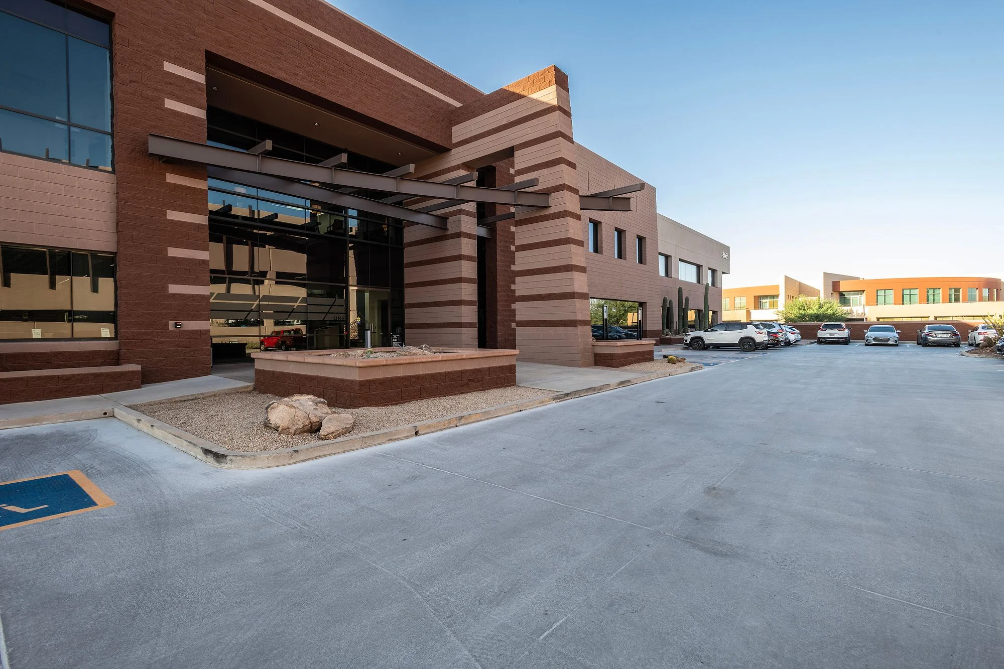 One Scottsdale Landing — Sale in Scottsdale, AZ, photo 4 of 8