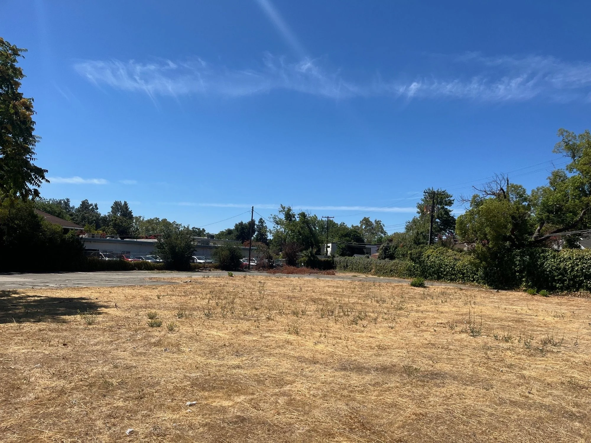 2040 Stockton Blvd — Sale in Sacramento, CA, photo 2 of 3