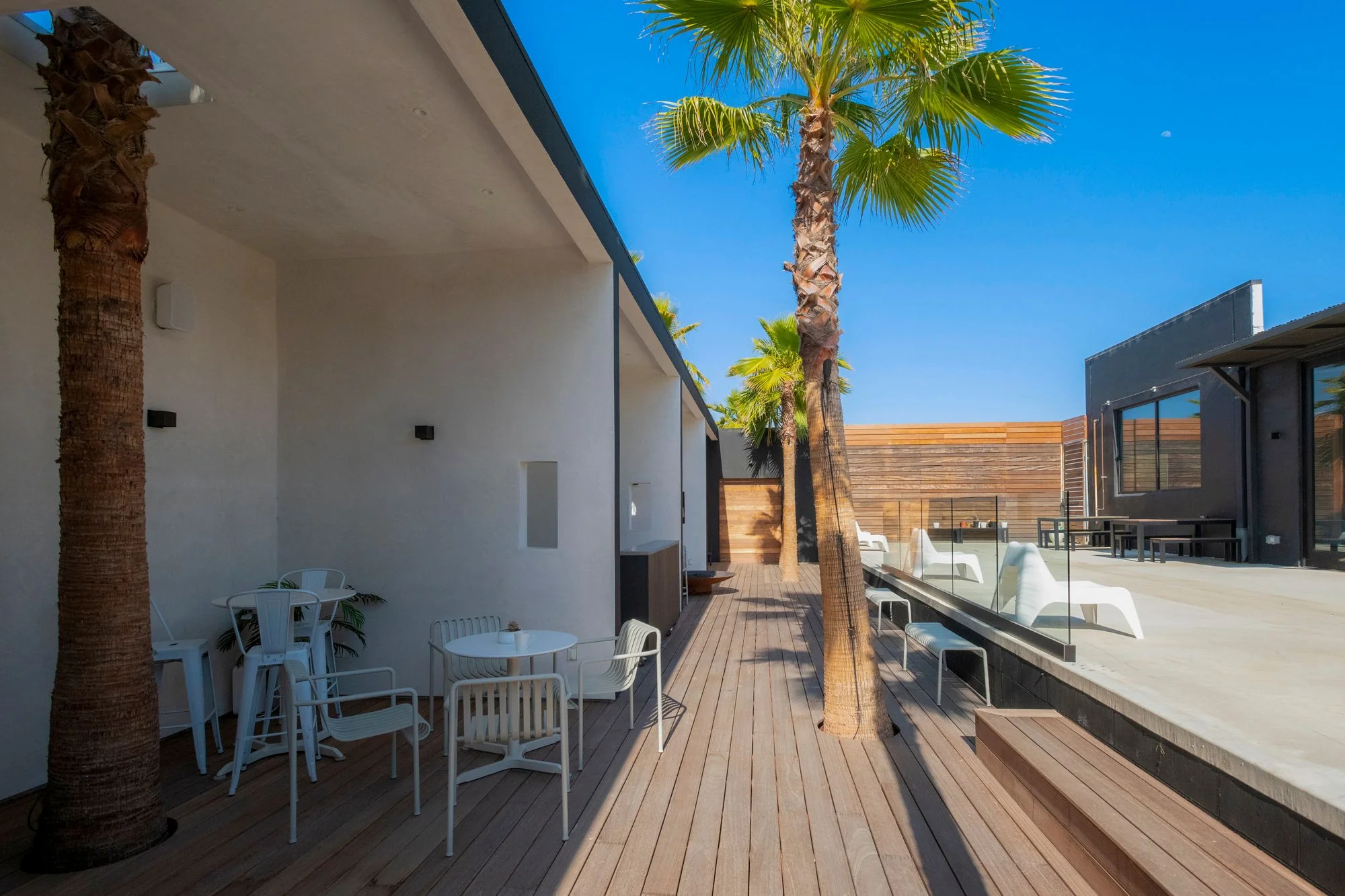 5431 W 104th St — Sale in Los Angeles, CA, photo 4 of 7