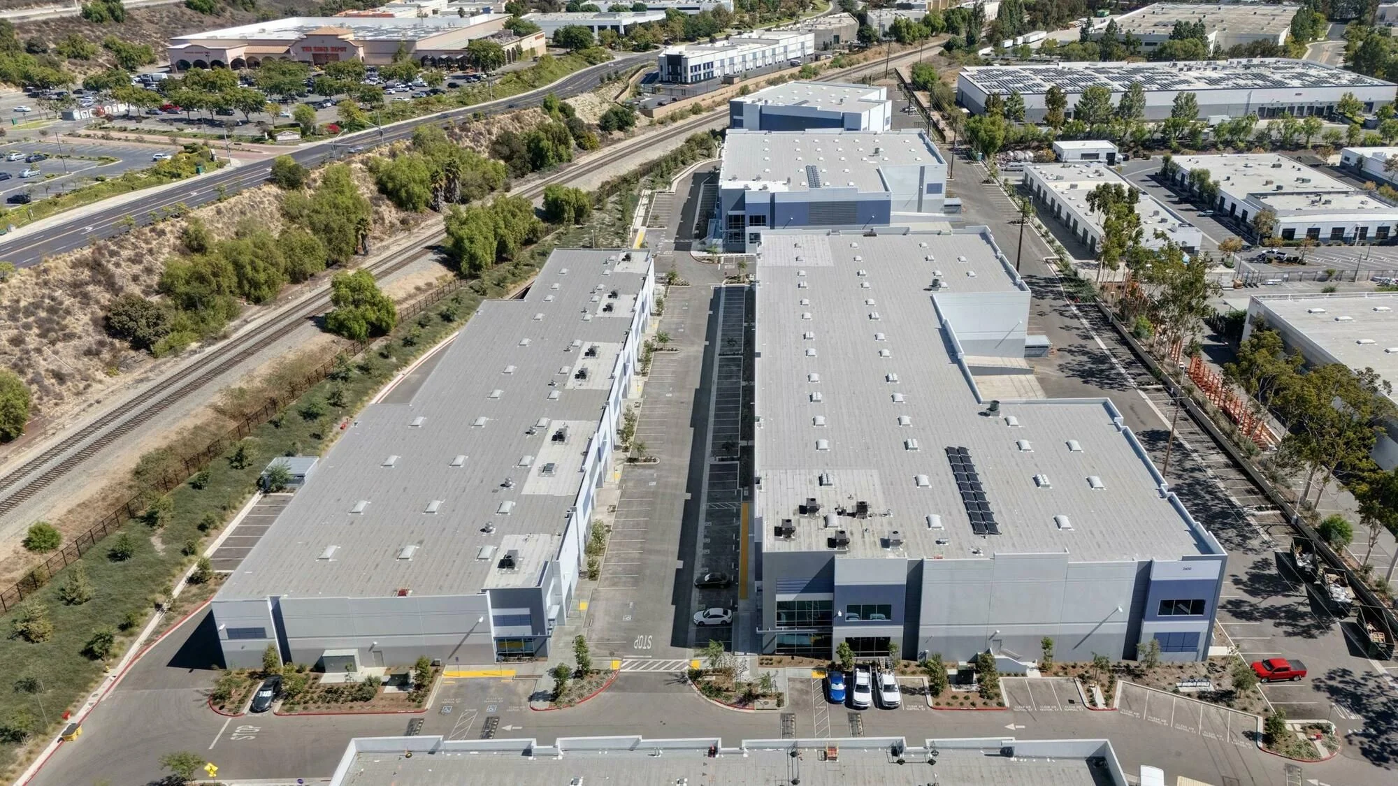 Easy Street Industrial Center — Sale in Simi Valley, CA, photo 5 of 7