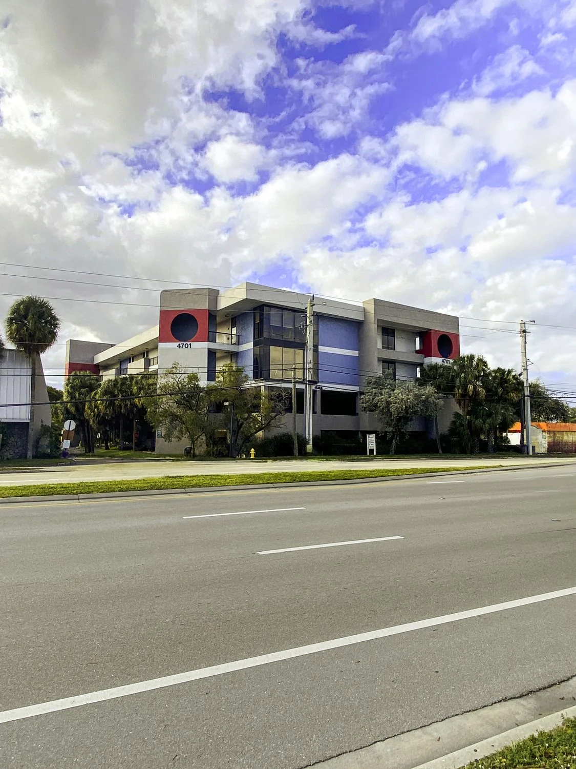 4701 N Federal Hwy — Sale in Pompano Beach, FL, photo 1 of 2