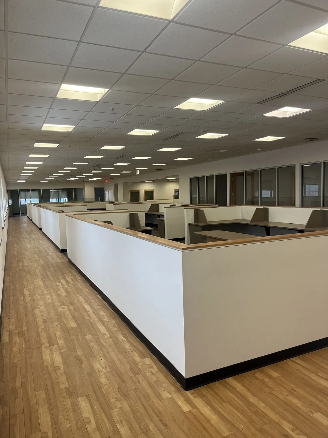 Loomis Professional Building — Sale in Greenfield, WI, photo 7 of 8