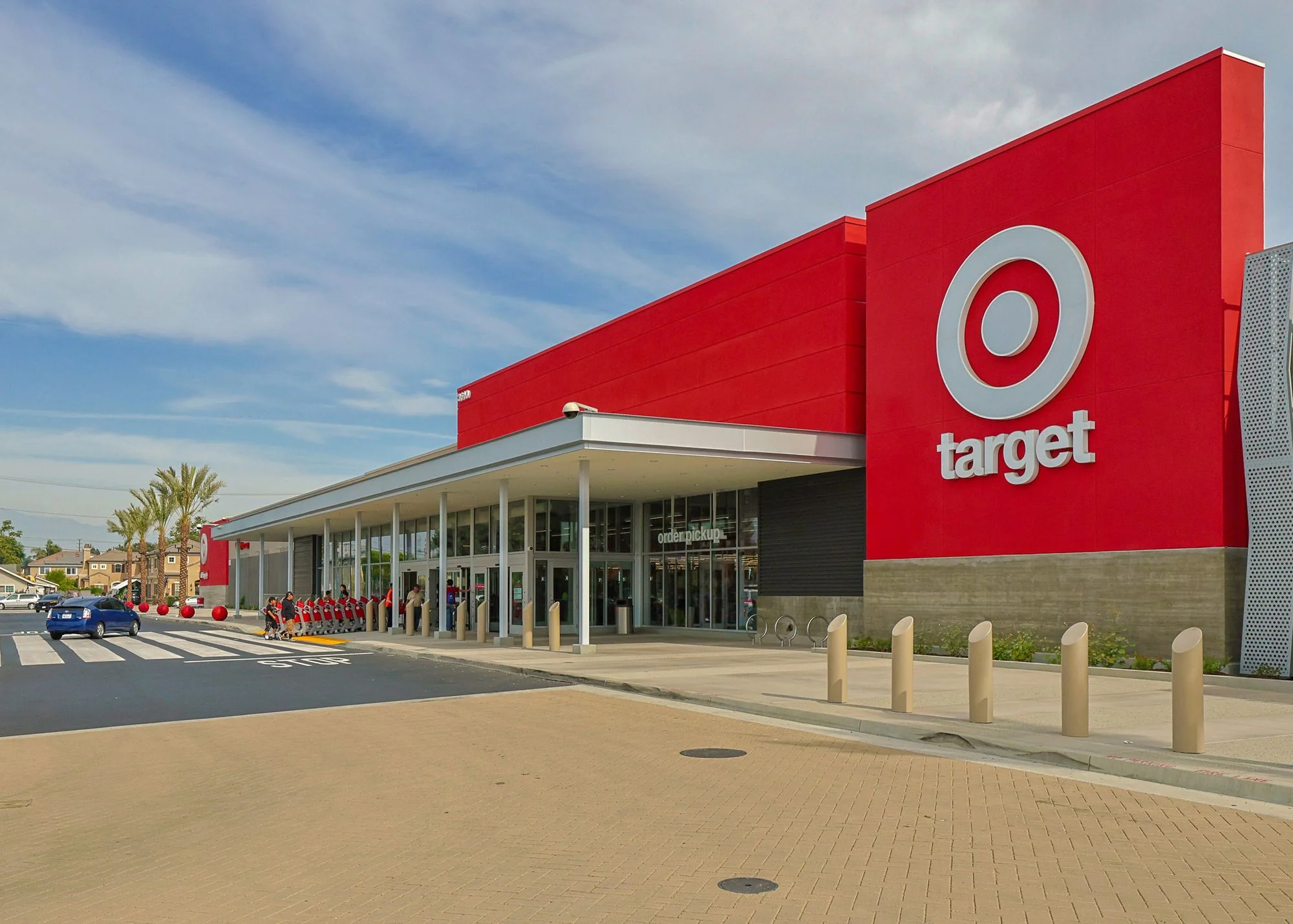 Target — Sale in El Monte, CA, photo 3 of 4