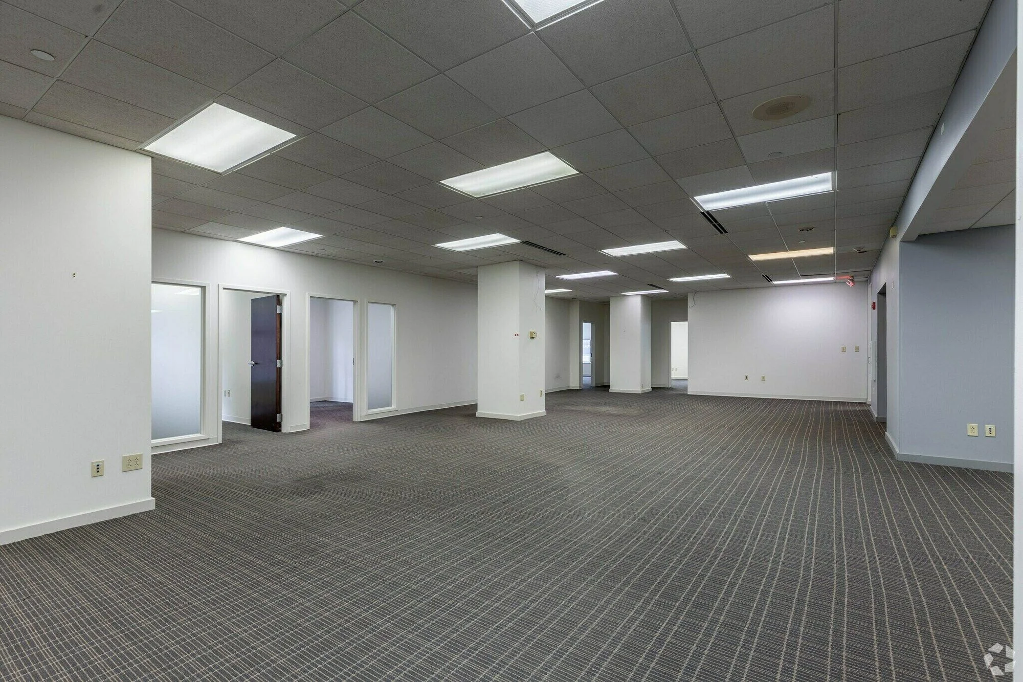 35 N 4th St — Sale in Columbus, OH, photo 3 of 5