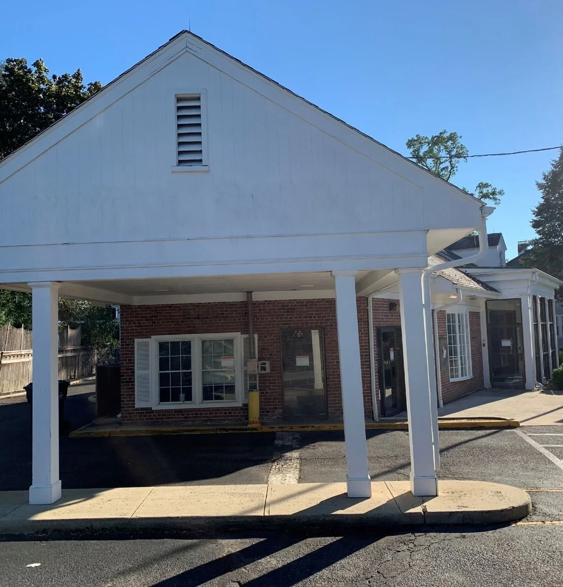 550 River Rd — Sale in Fair Haven, NJ, photo 3 of 3