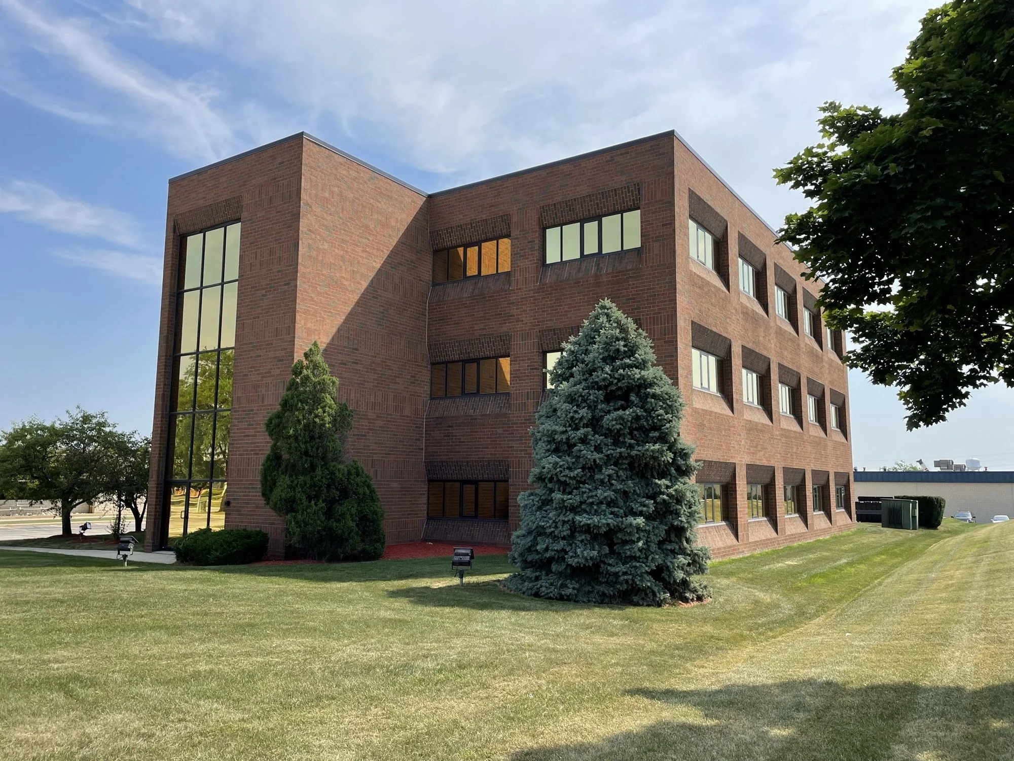 3636 N 124th St - office for sale in wauwatosa, WI