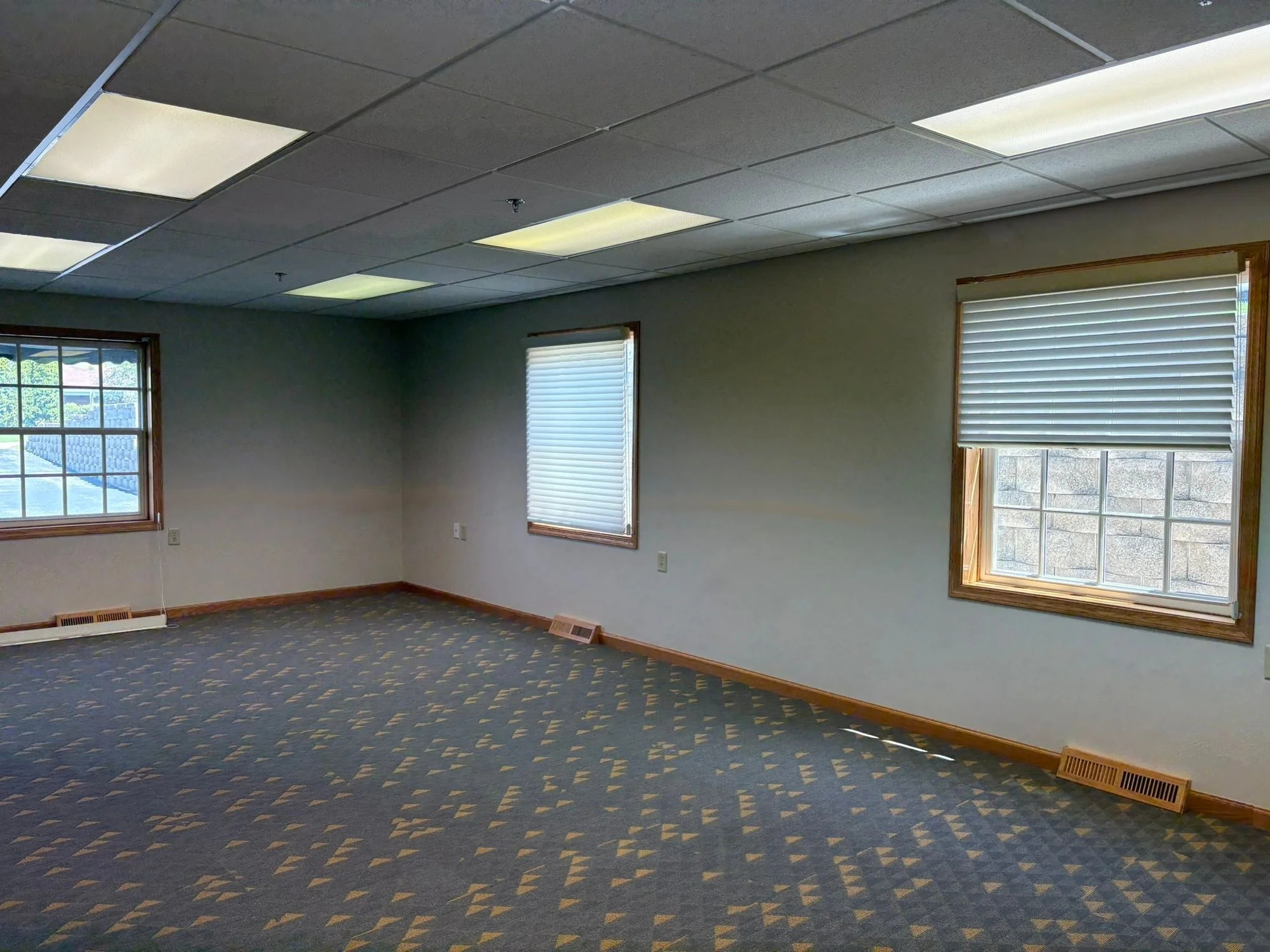Burleigh Professional — Lease in Brookfield, WI, photo 6 of 7