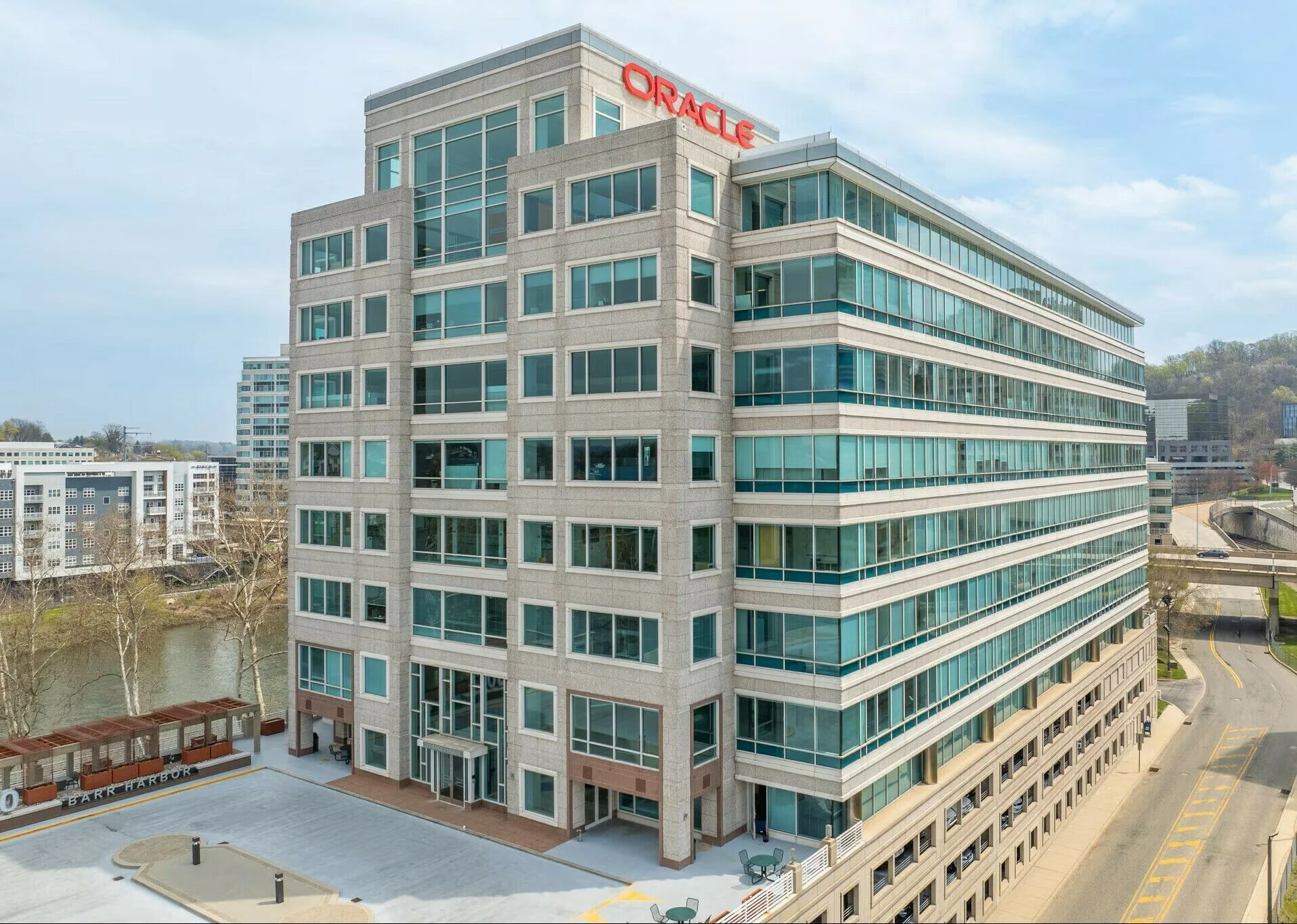 Five Tower Bridge — Lease in Conshohocken, PA, photo 1 of 3