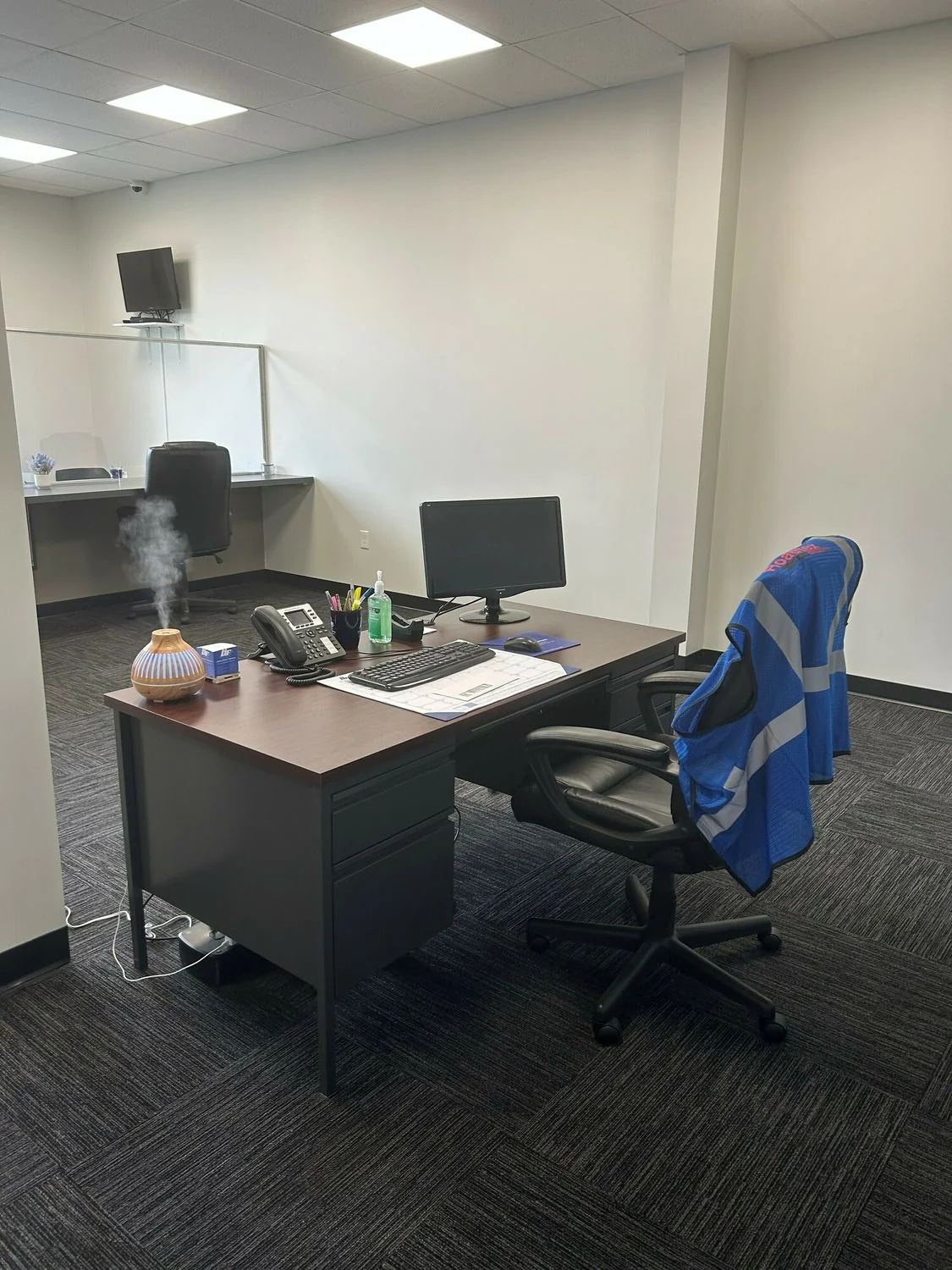 985 Dorman St — Lease in Indianapolis, IN, photo 4 of 5