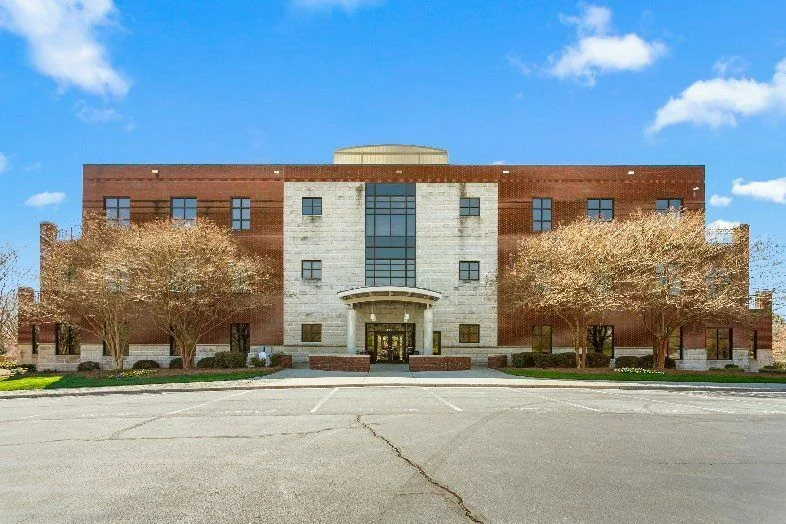 Gateway Professional Center — Lease in Greensboro, NC, photo 3 of 6