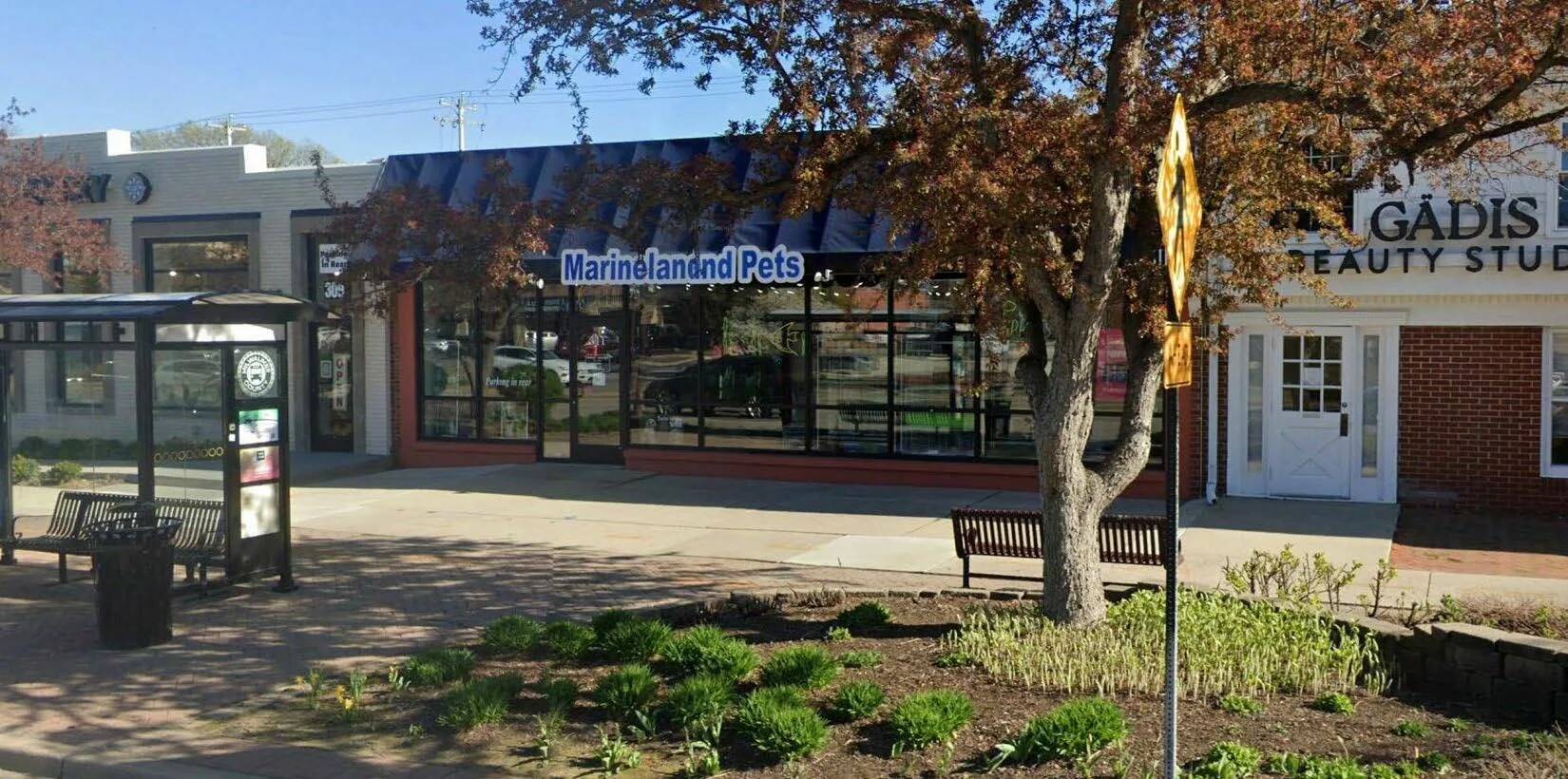 311 W Silver Spring Dr — Lease in Glendale, WI, photo 1 of 1