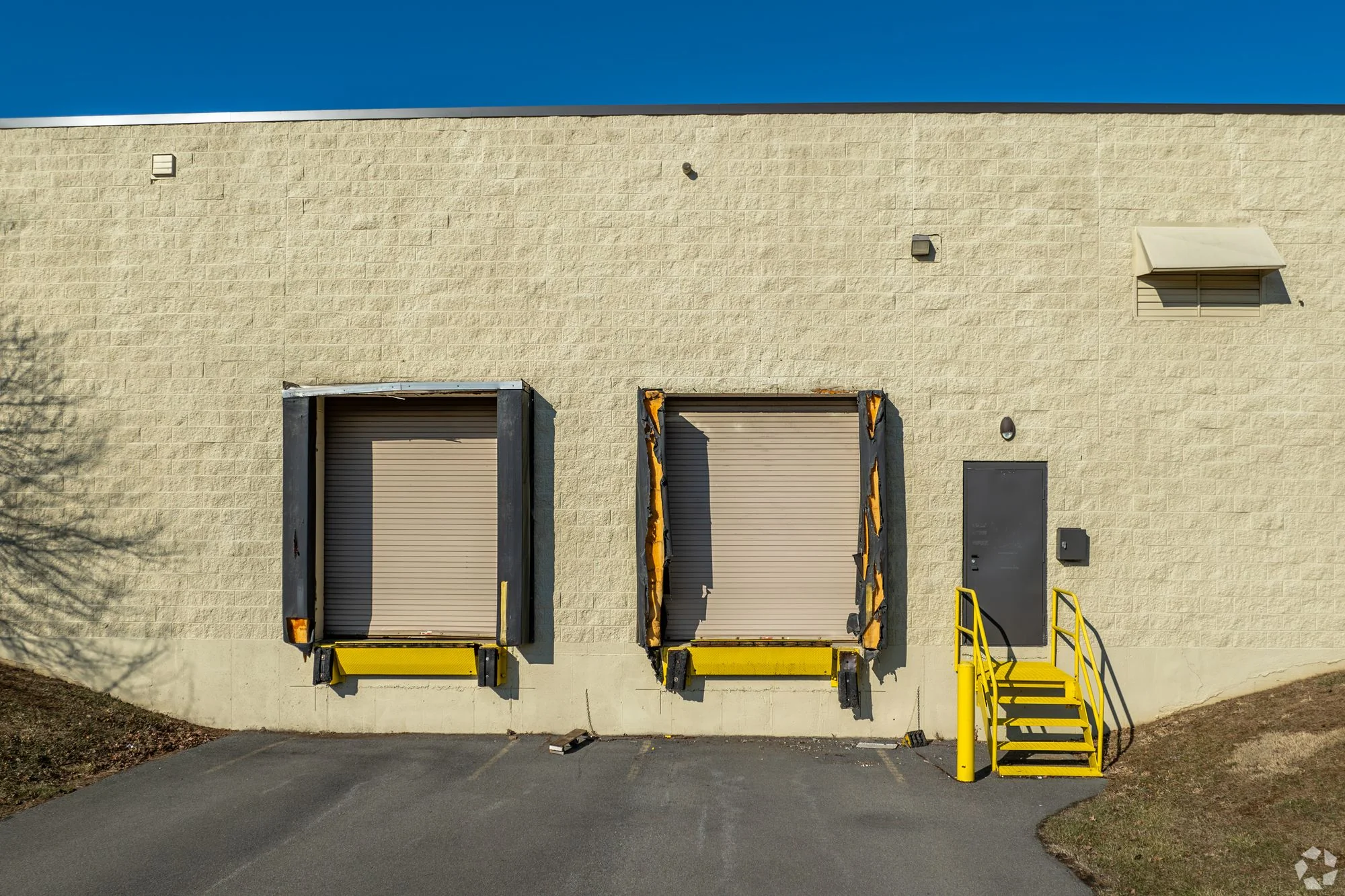 Palmer Industrial Park — Lease in Easton, PA, photo 3 of 8