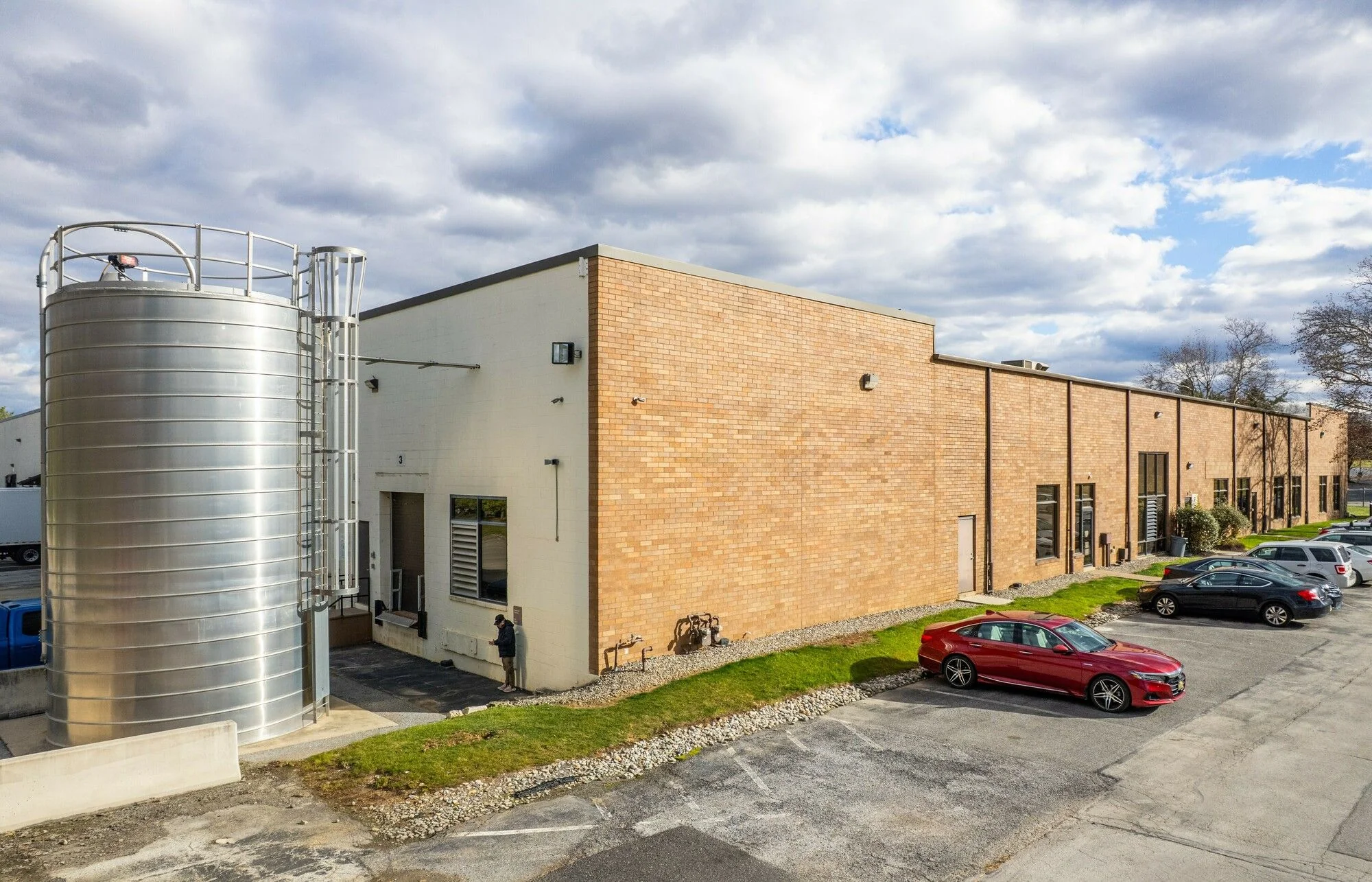 27-43 Great Valley Parkway — Lease in Malvern, PA, photo 2 of 6