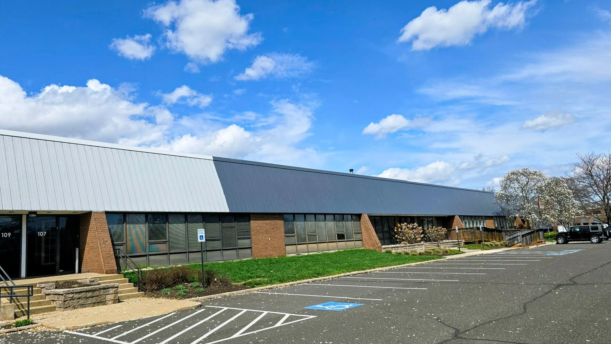 103-109 Gibraltar Road — Lease in Horsham, PA, photo 1 of 1