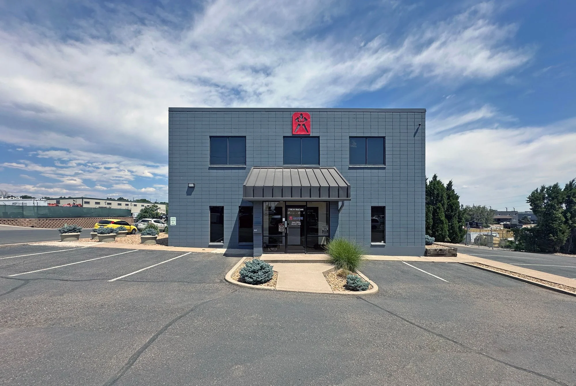 1795 W Yale Ave — Lease in Englewood, CO, photo 2 of 4