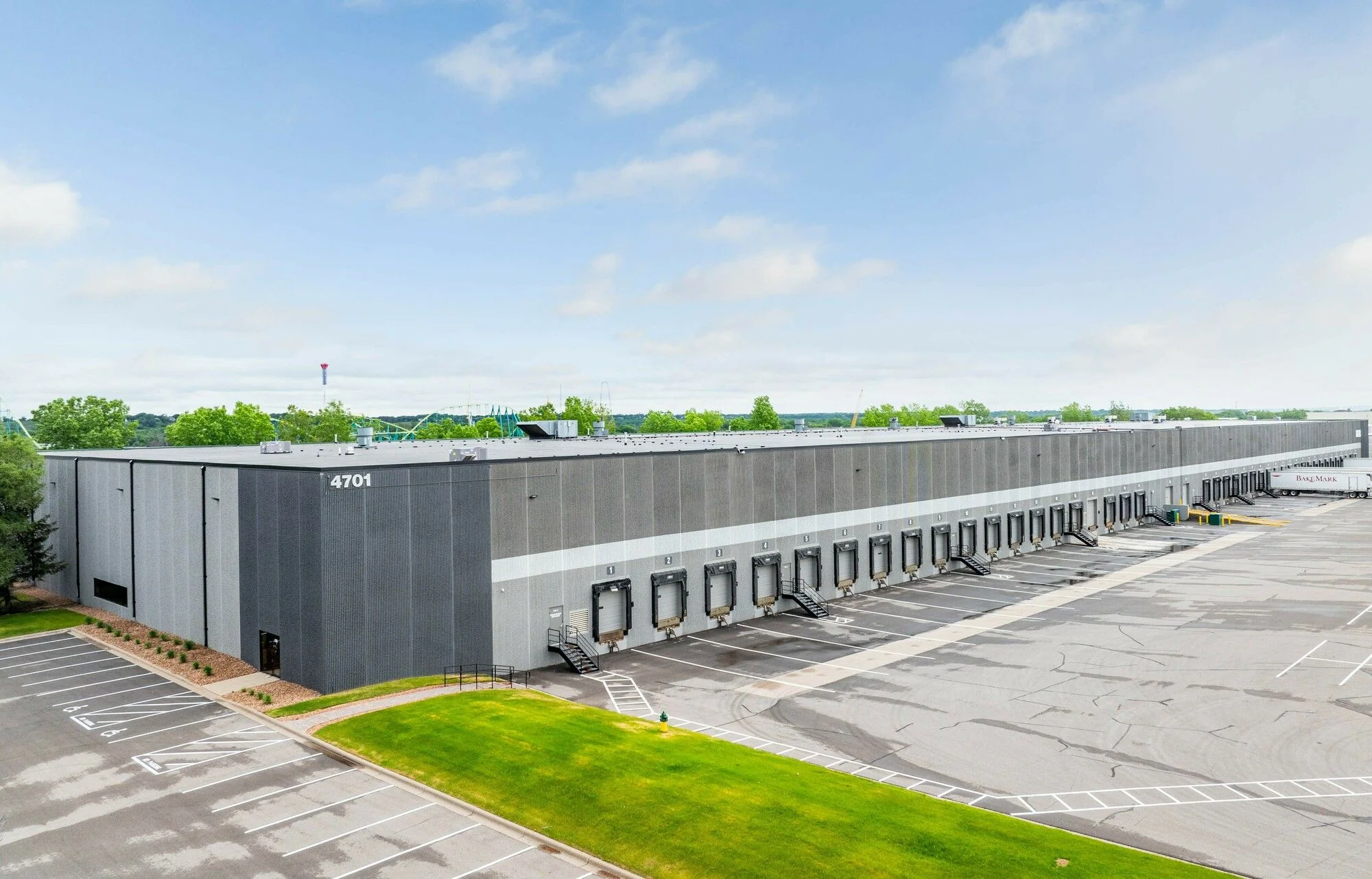 4701 VALLEY INDUSTRIAL BLVD S — Lease in Shakopee, MN, photo 2 of 6