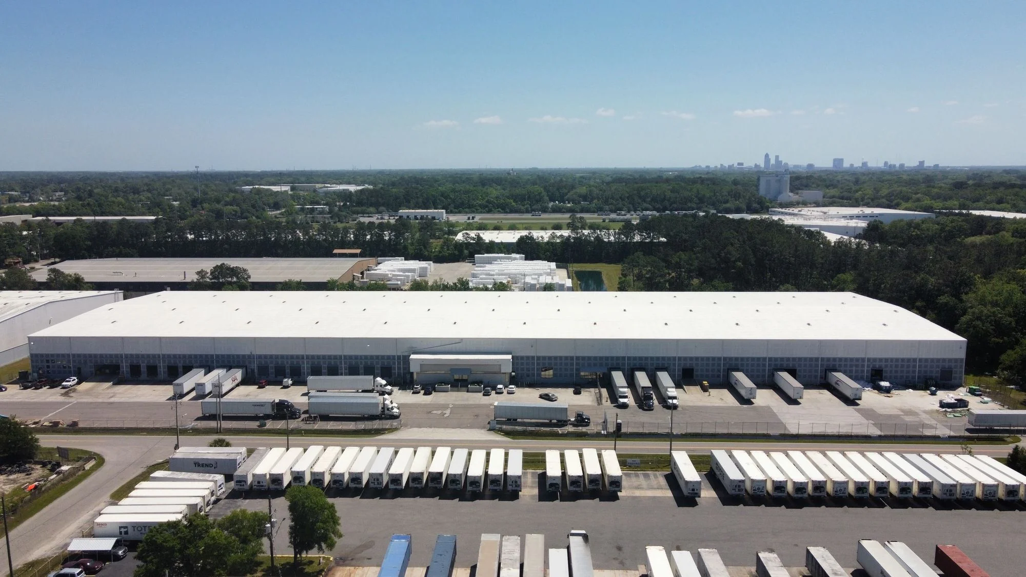 2001 Ellis Rd. N. - Westside Distribution Center — Lease in Jacksonville, FL, photo 4 of 8