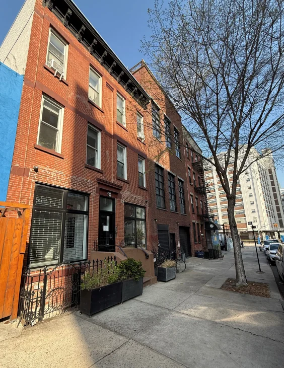 14 Clermont Ave — Lease in Brooklyn, NY, photo 1 of 1