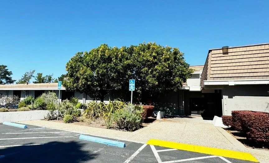 19 Davis Drive — Lease in Belmont, CA, photo 1 of 2