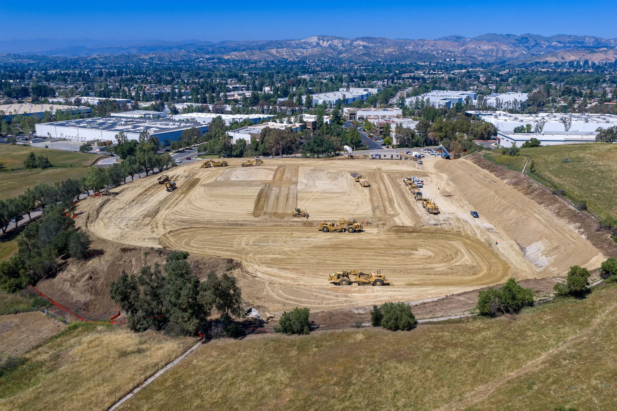 4100 Guardian Street — Lease in Simi Valley, CA, photo 2 of 4