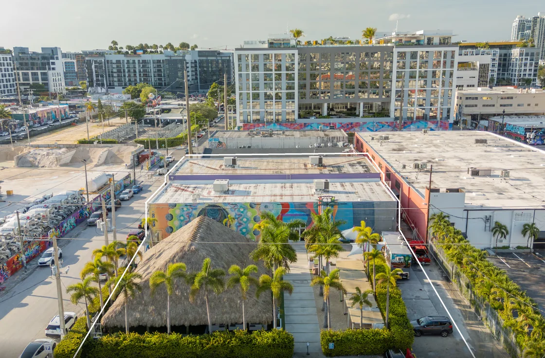 2129 NW 1st Ct — Lease in Miami, FL, photo 1 of 1