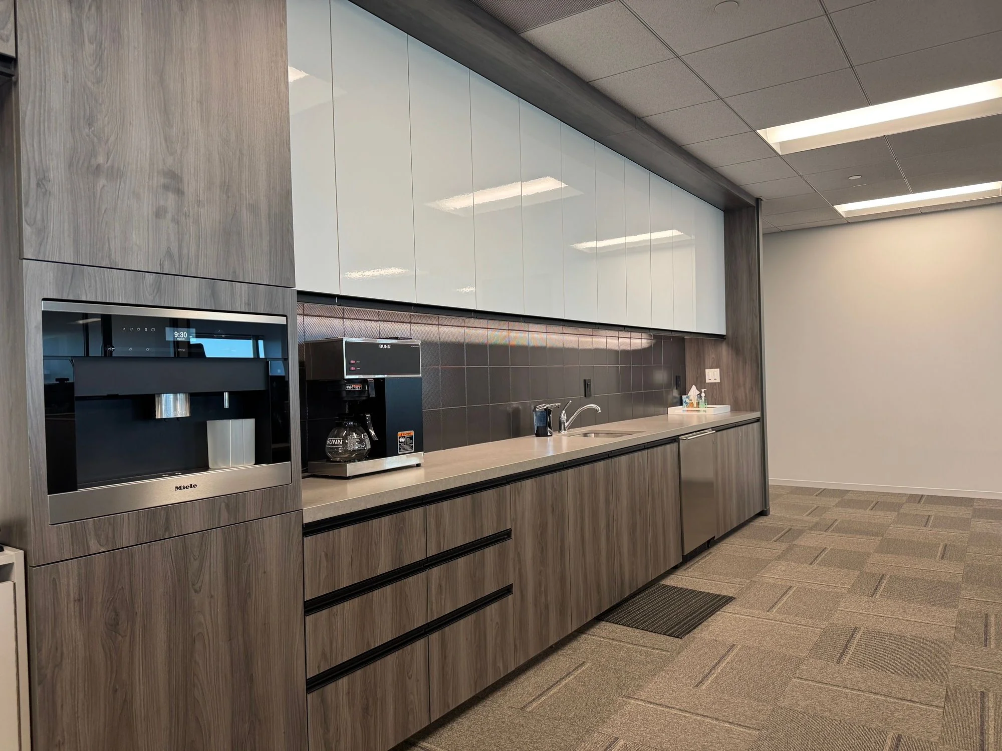 Continental Grand — Lease in El Segundo, CA, photo 6 of 8