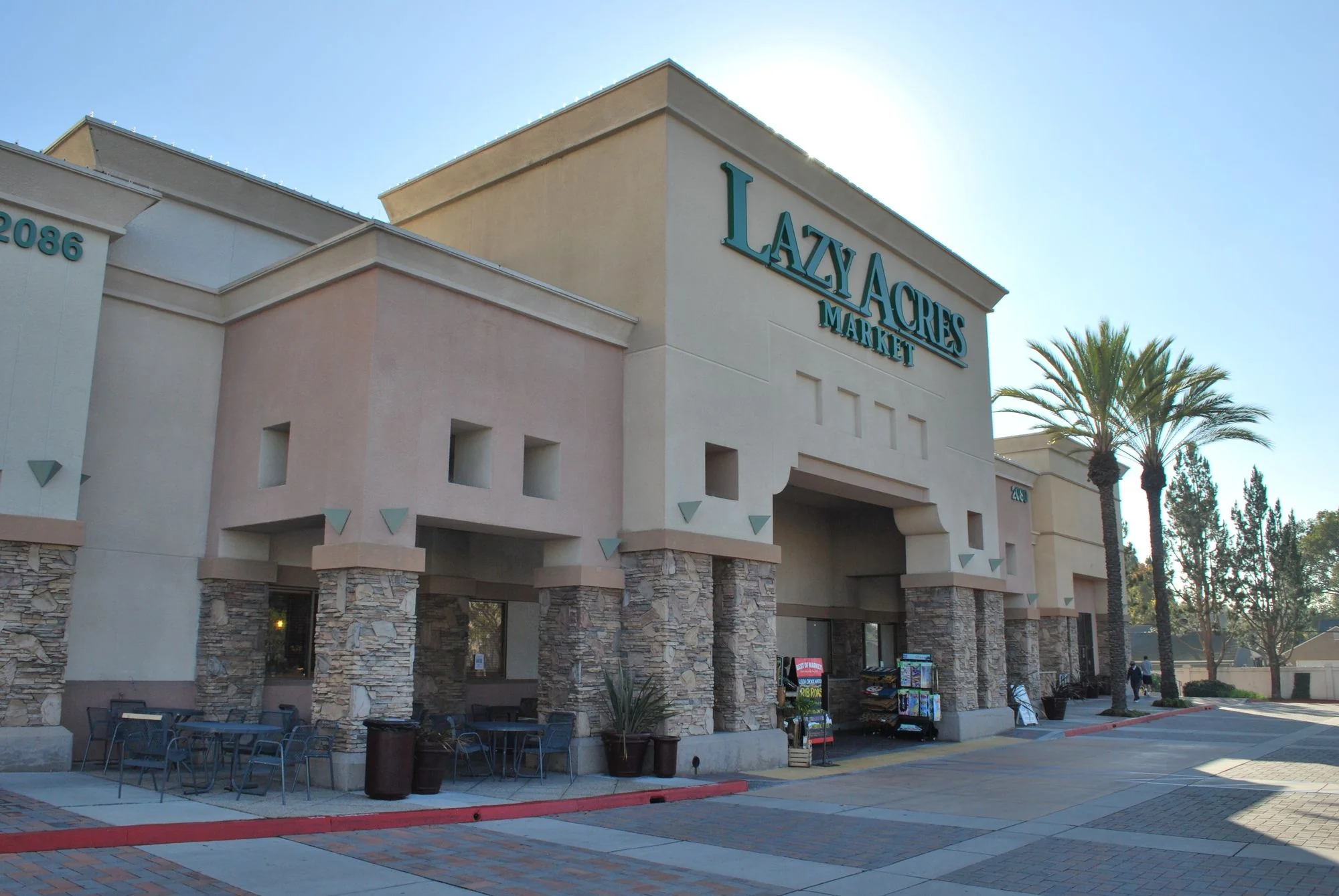 Los Altos Marketcenter — Lease in Long Beach, CA, photo 1 of 3