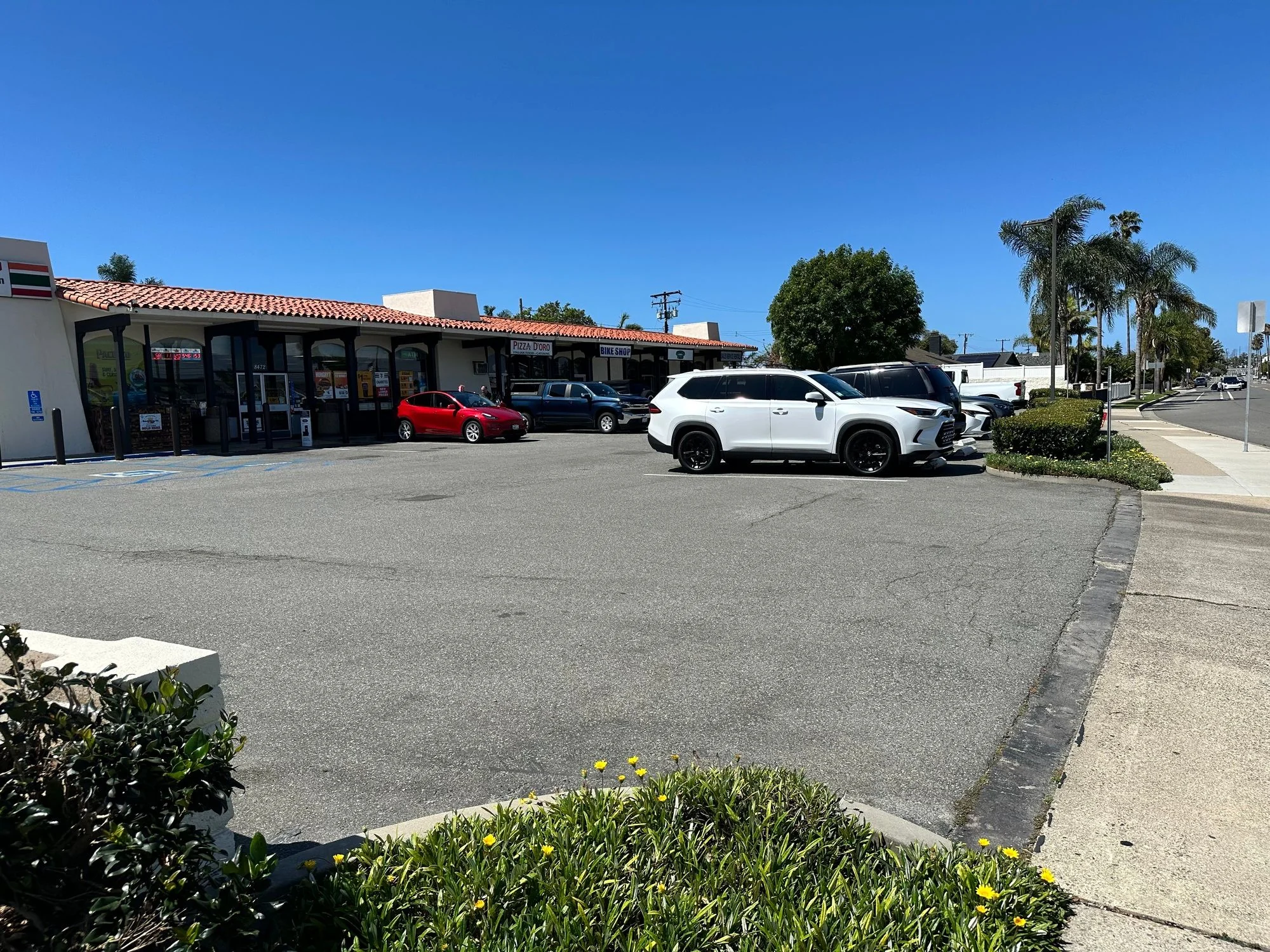 8462-8472 Indianapolis Ave — Lease in Huntington Beach, CA, photo 5 of 8
