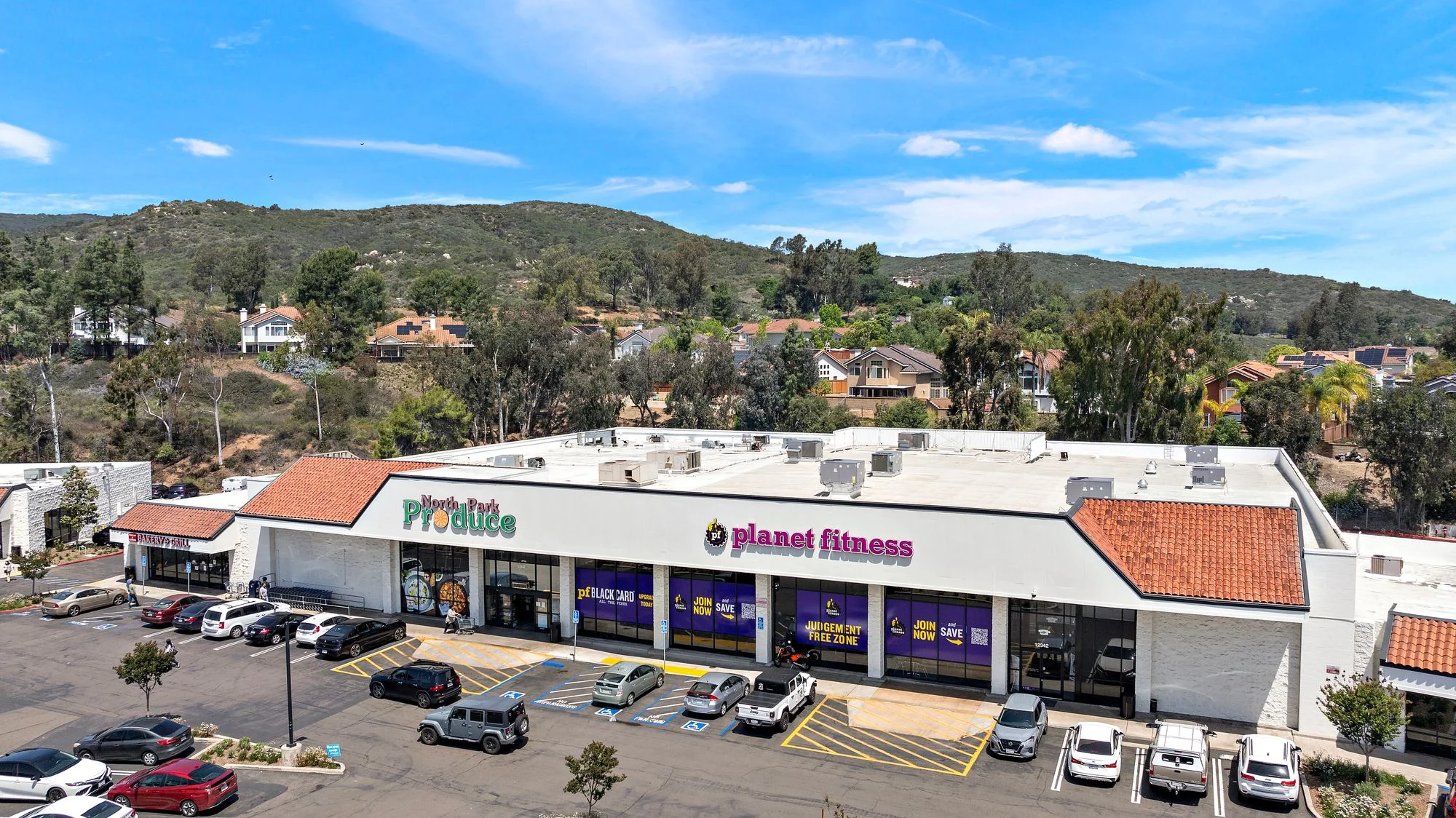 Poway Marketplace — Lease in Poway, CA, photo 2 of 2