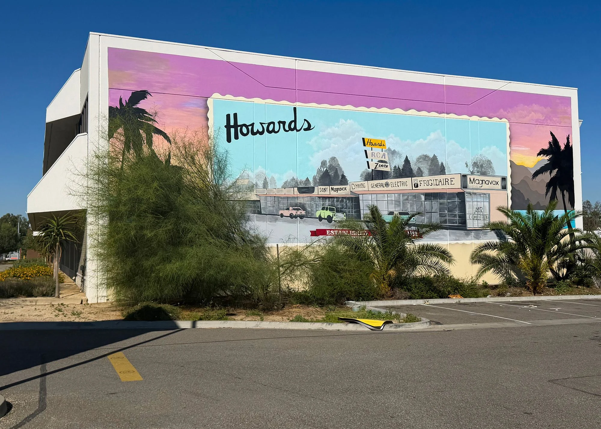 Former Howard’s — Lease in La Habra, CA, photo 2 of 3
