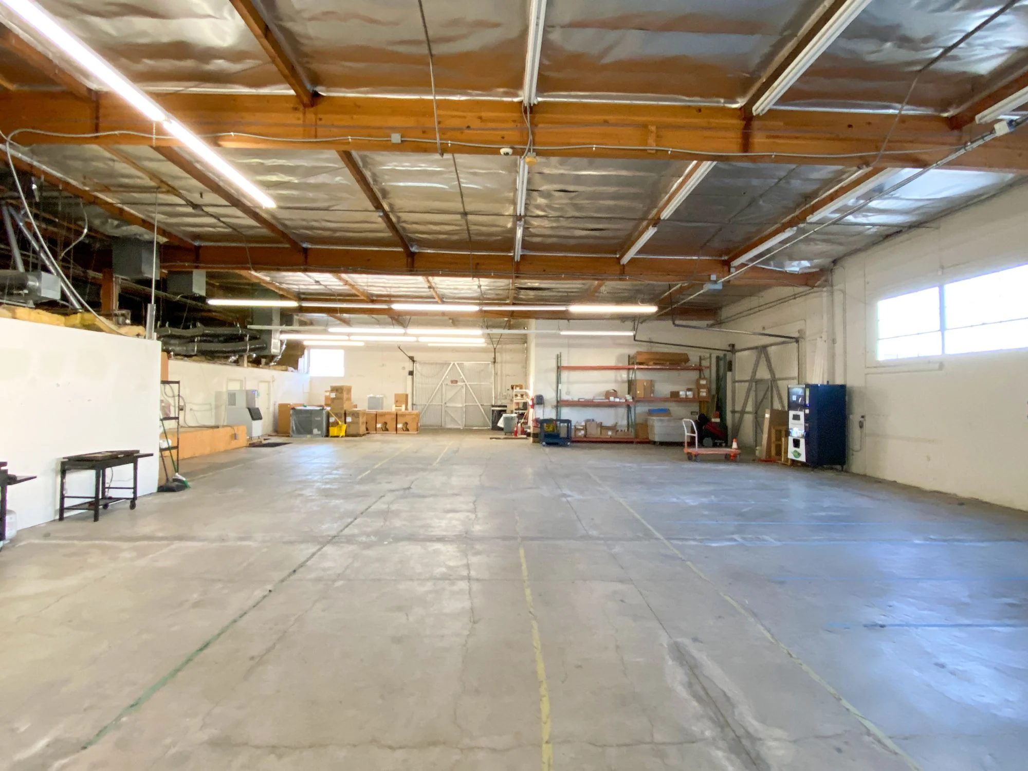 1821 McGaw Avenue — Lease in Irvine, CA, photo 3 of 4