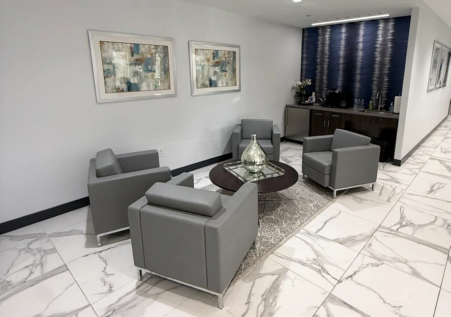 Williams Square — Lease in Irving, TX, photo 6 of 8