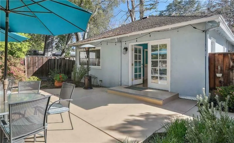 675 Forest Ave — Lease in Palo Alto, CA, photo 1 of 2