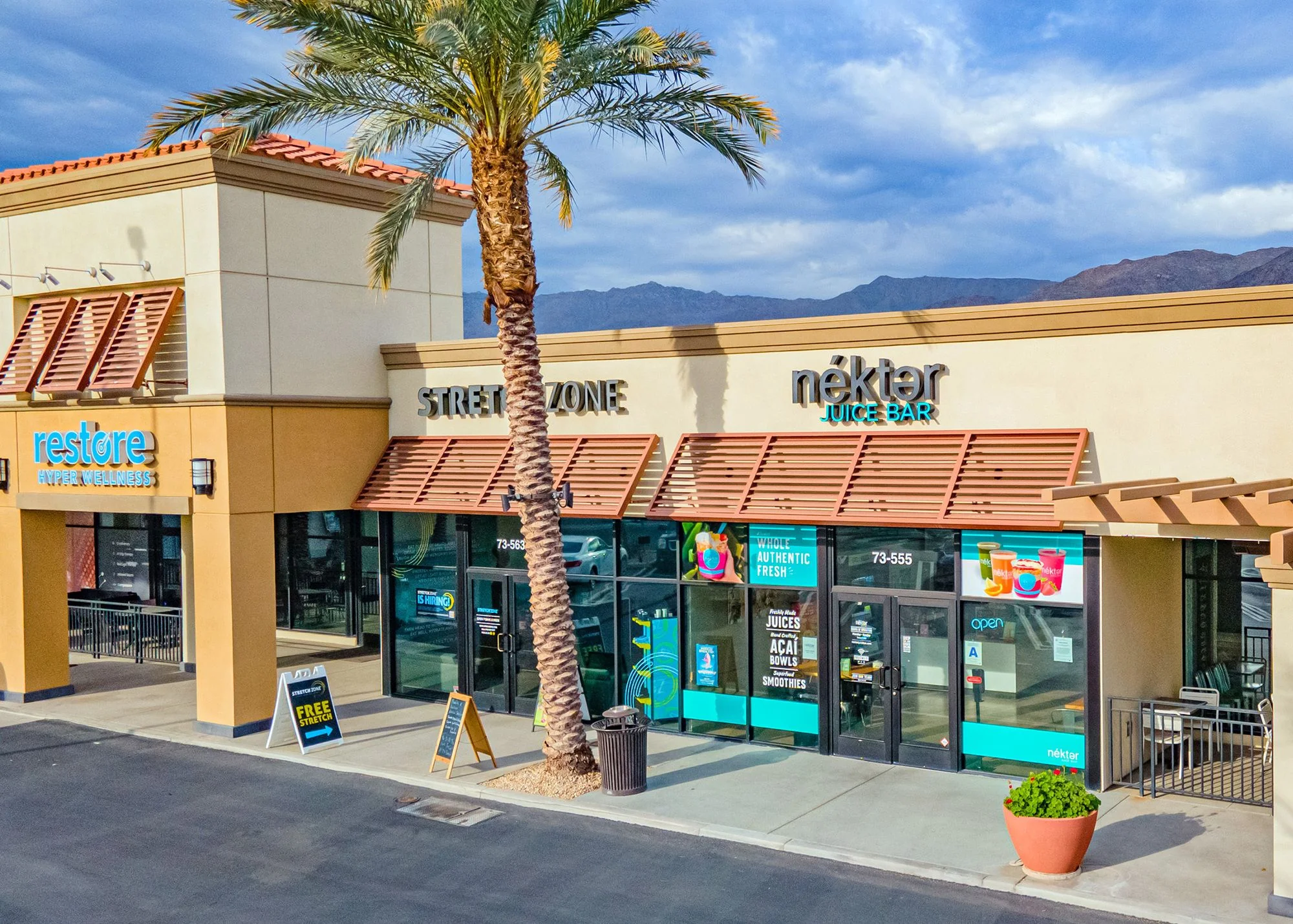 Jensen's Shopping Center — Lease in Palm Desert, CA, photo 8 of 8