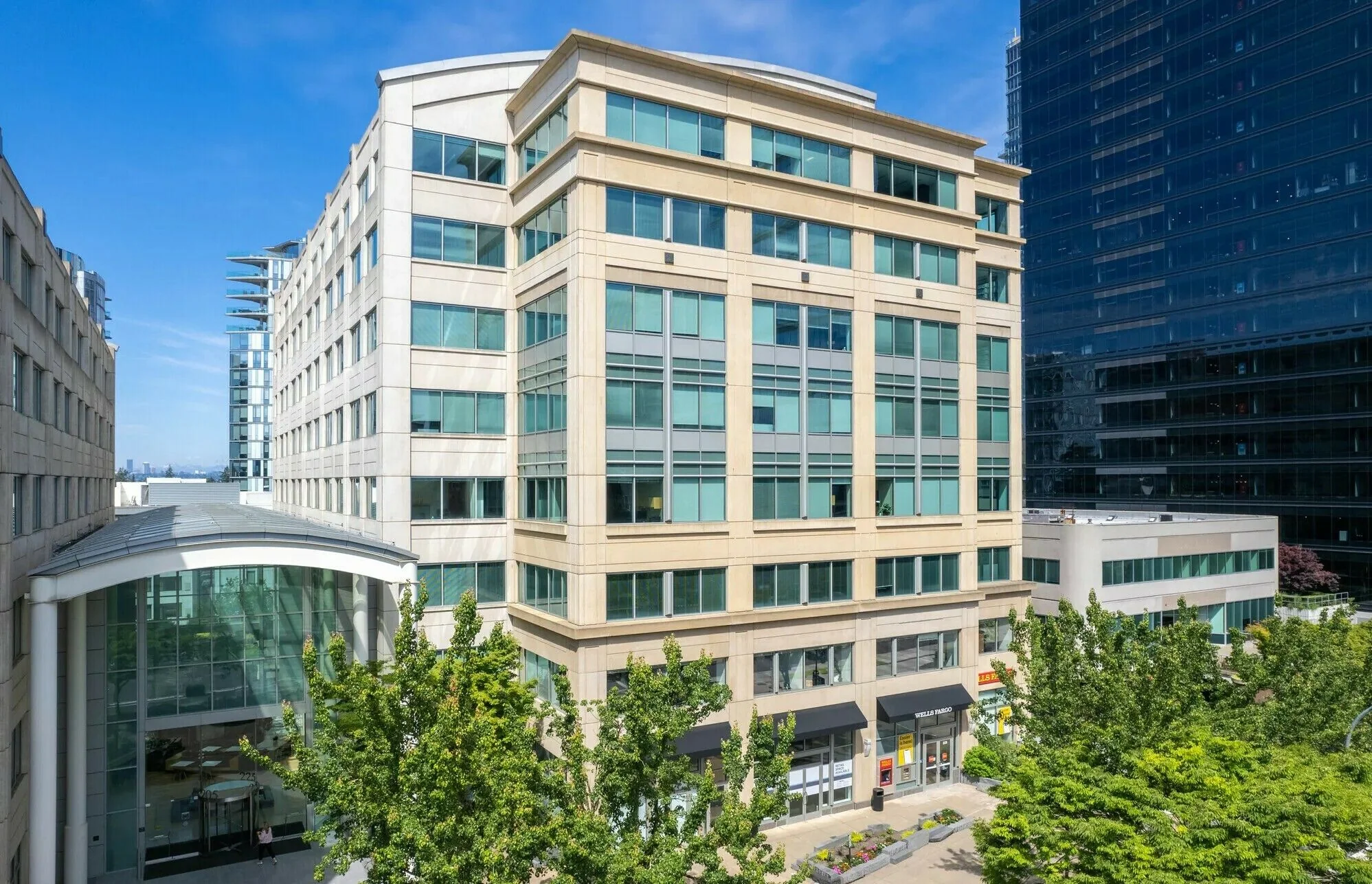 225 108th Avenue Northeast — Lease in Bellevue, WA, photo 1 of 2