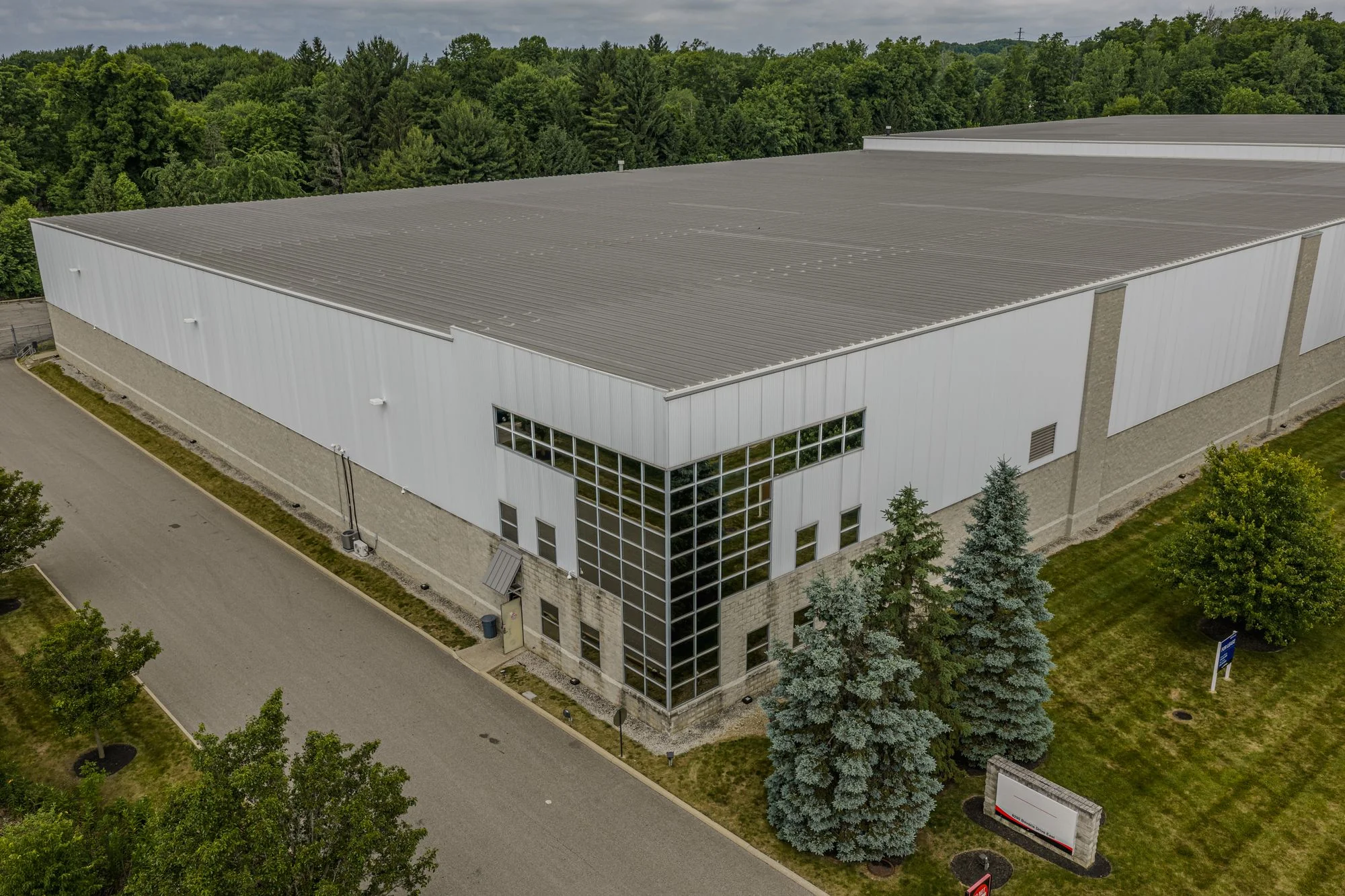 8295 Bavaria Road — Lease in Macedonia, OH, photo 2 of 3
