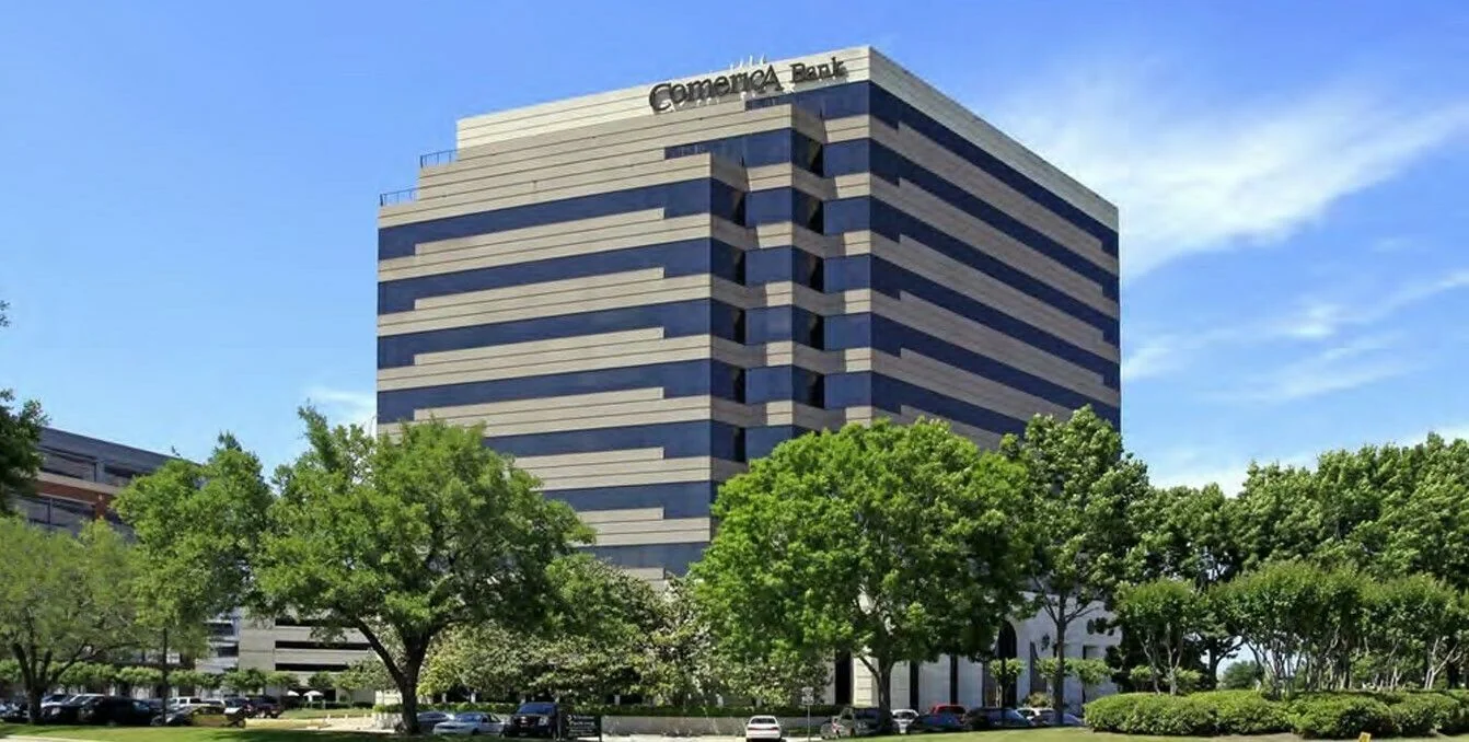 1 Sugar Creek Center - Comerica Bank Building — Lease in Sugar Land, TX, photo 1 of 8